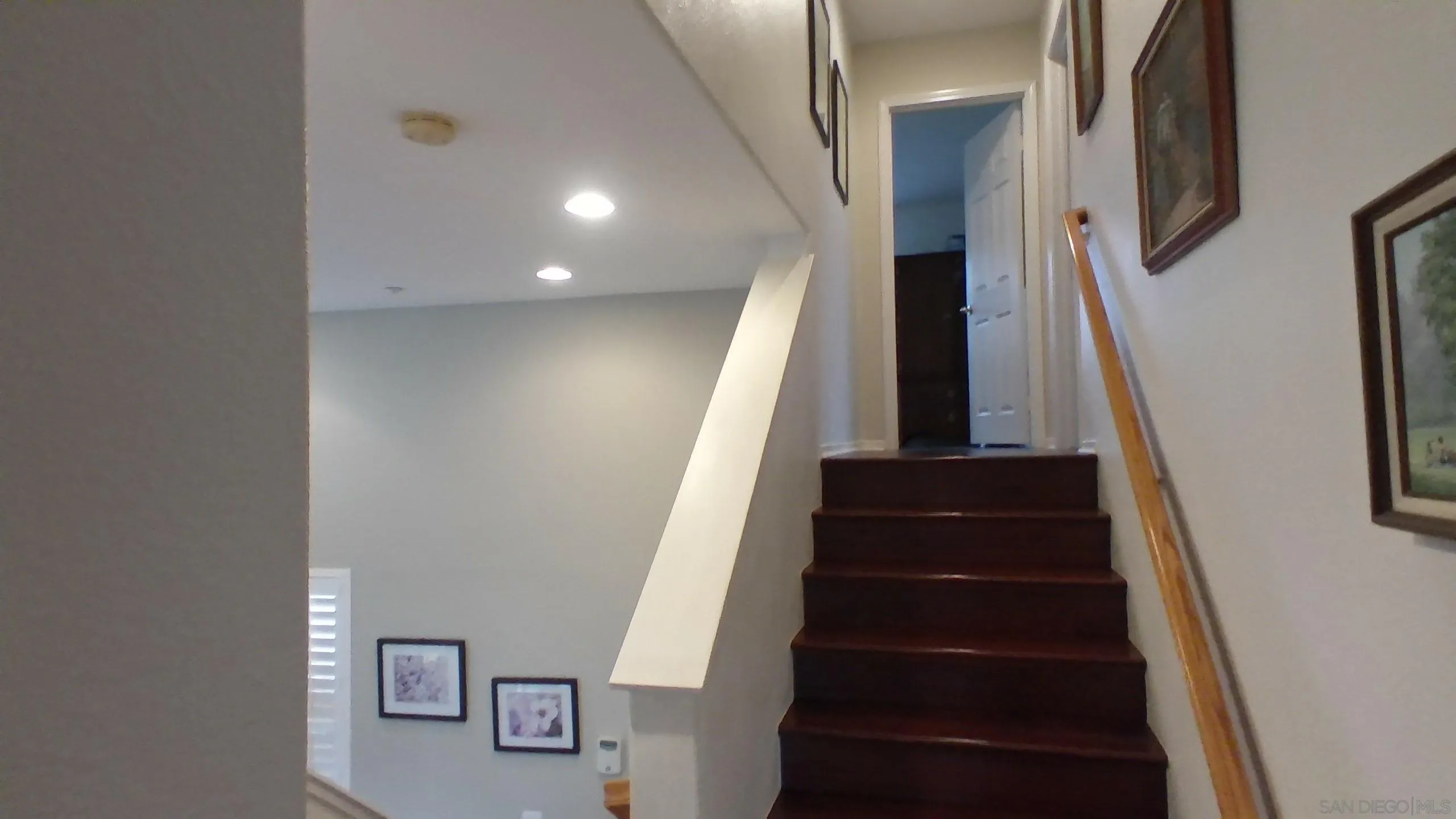 https://cdn.realtyfeed.com/cdn/127/250046269/a6dea9a235a50b0713d1c303069c62e6.webp