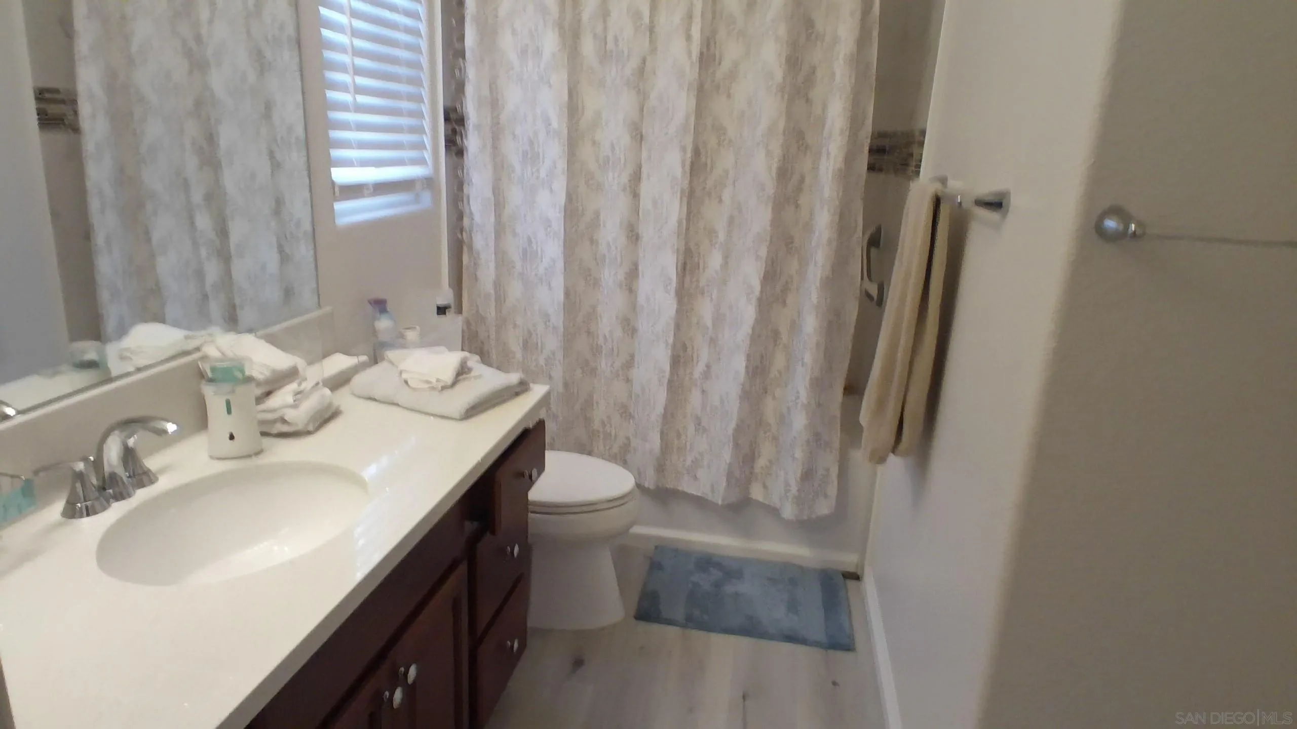 https://cdn.realtyfeed.com/cdn/127/250046269/d84b743bd3a18e97c2362997416d3fc5.webp
