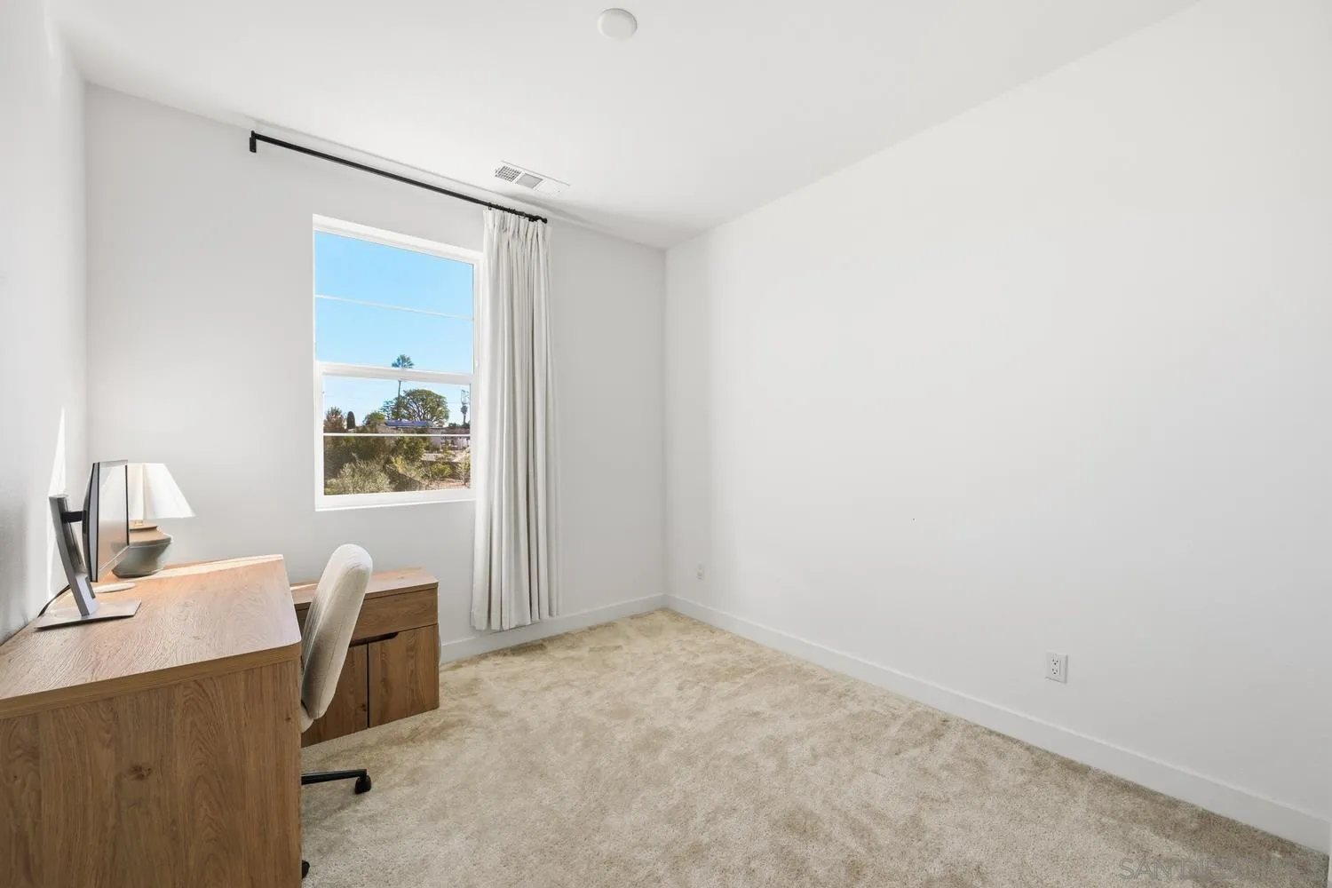 Photo #15: 250046273 Listing: Photo #15