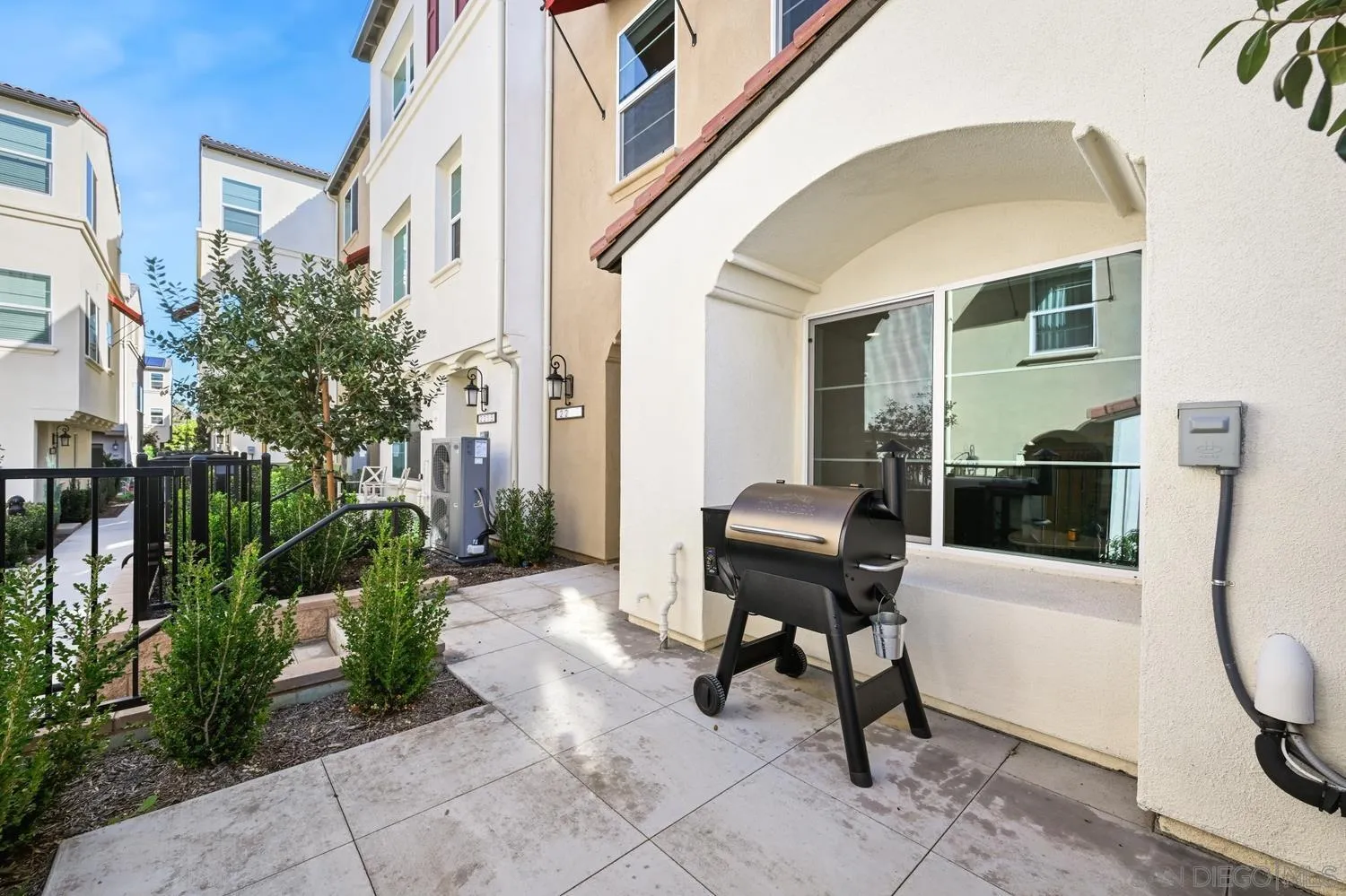 Photo #4: 250046273 Listing: Photo #4