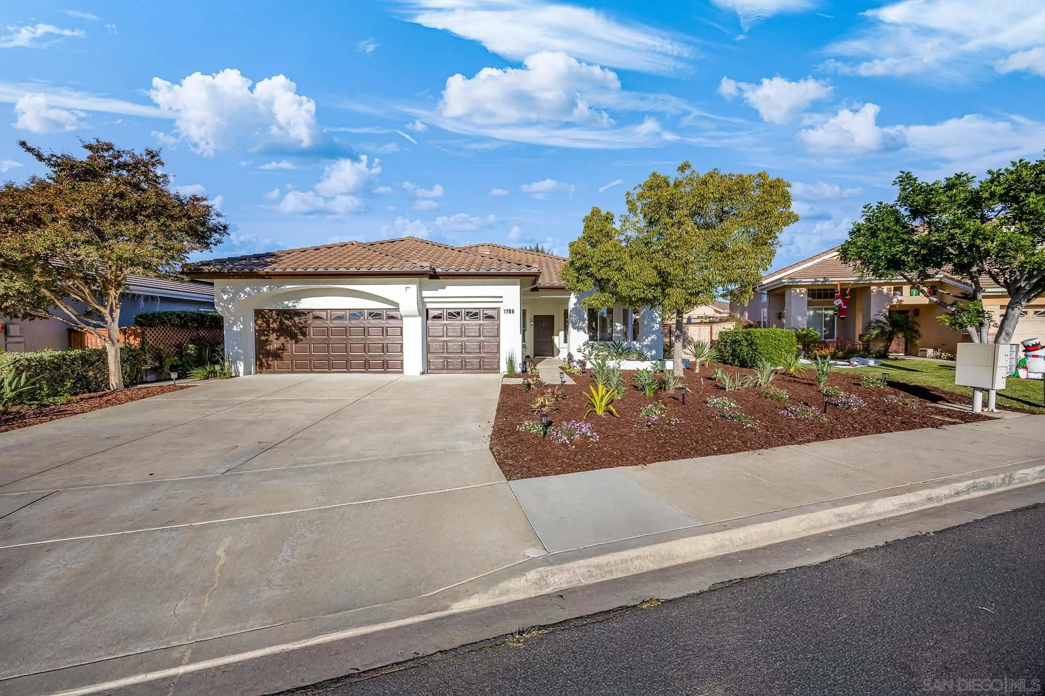 https://cdn.realtyfeed.com/cdn/127/250046274/b6e370374cc7bdf920389dd349533856.webp
