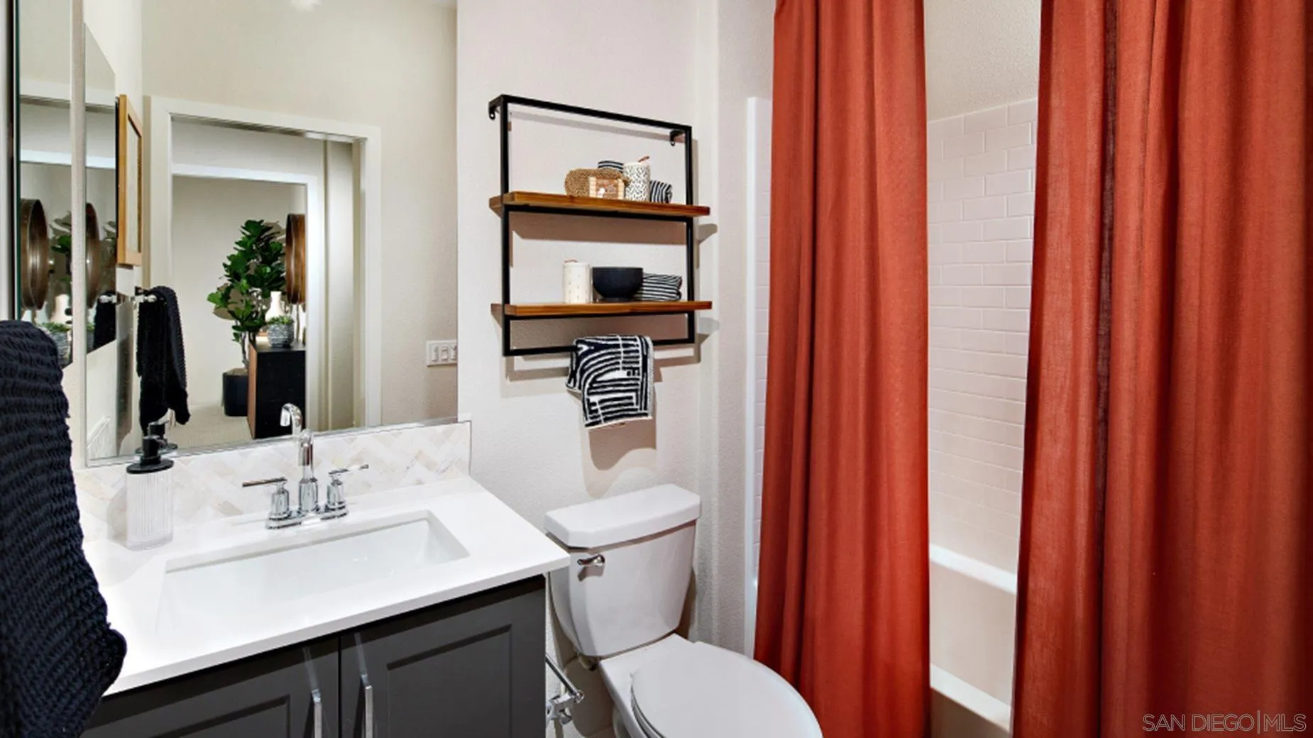 Photo #16: 250046278 Listing: Photo #16