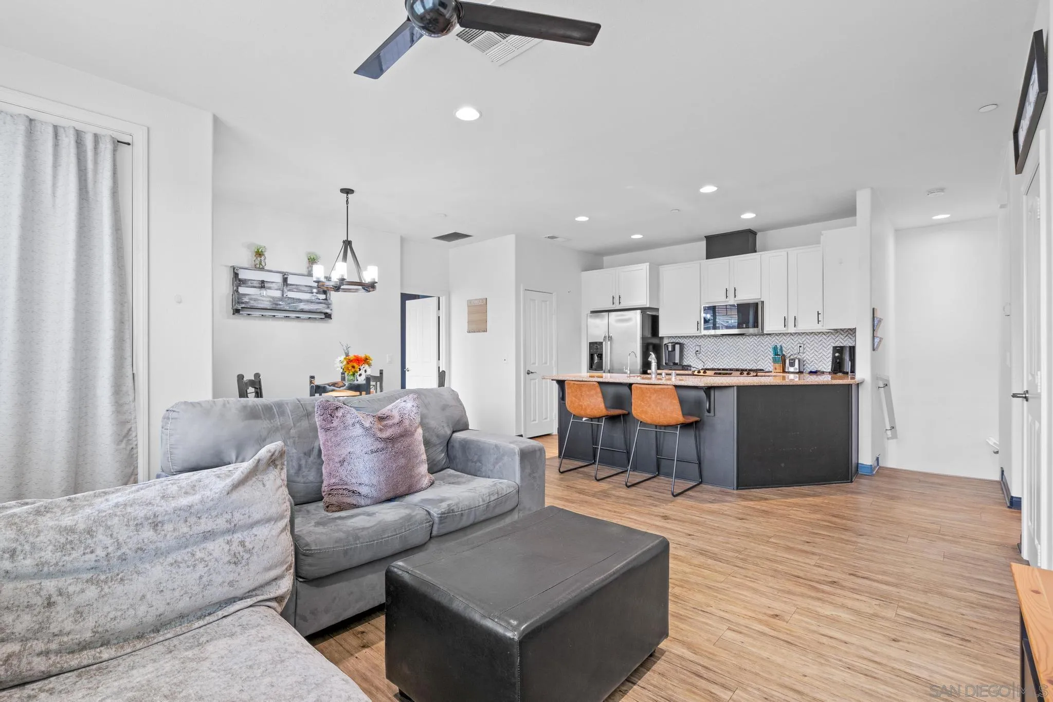 Photo #10: 250046279 Listing: Photo #10