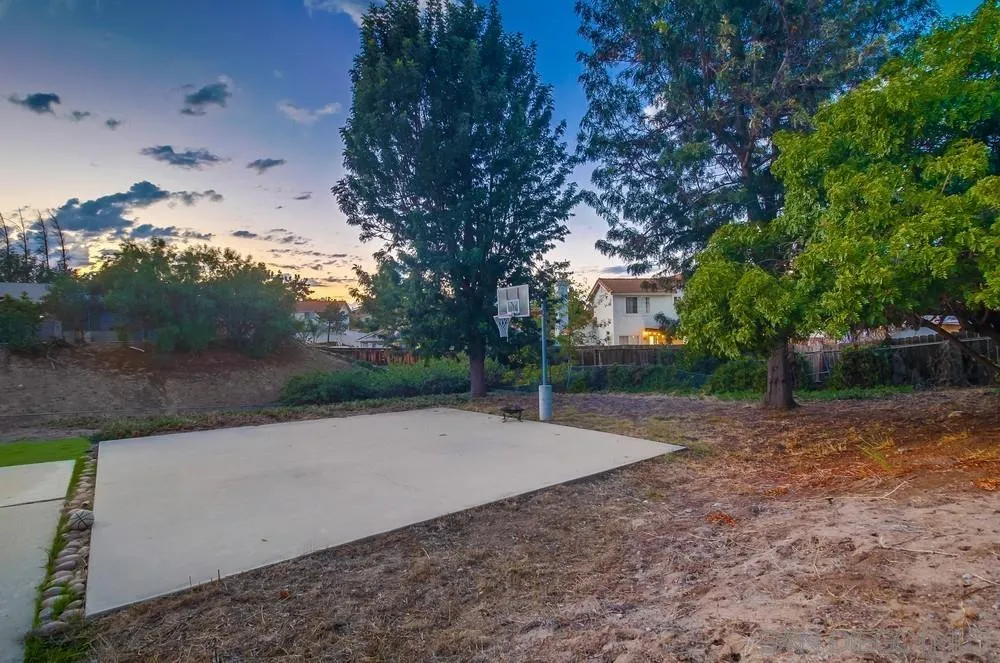 https://cdn.realtyfeed.com/cdn/127/250046280/1869f2e1c62b05919fc06dcc9b1c6588.webp