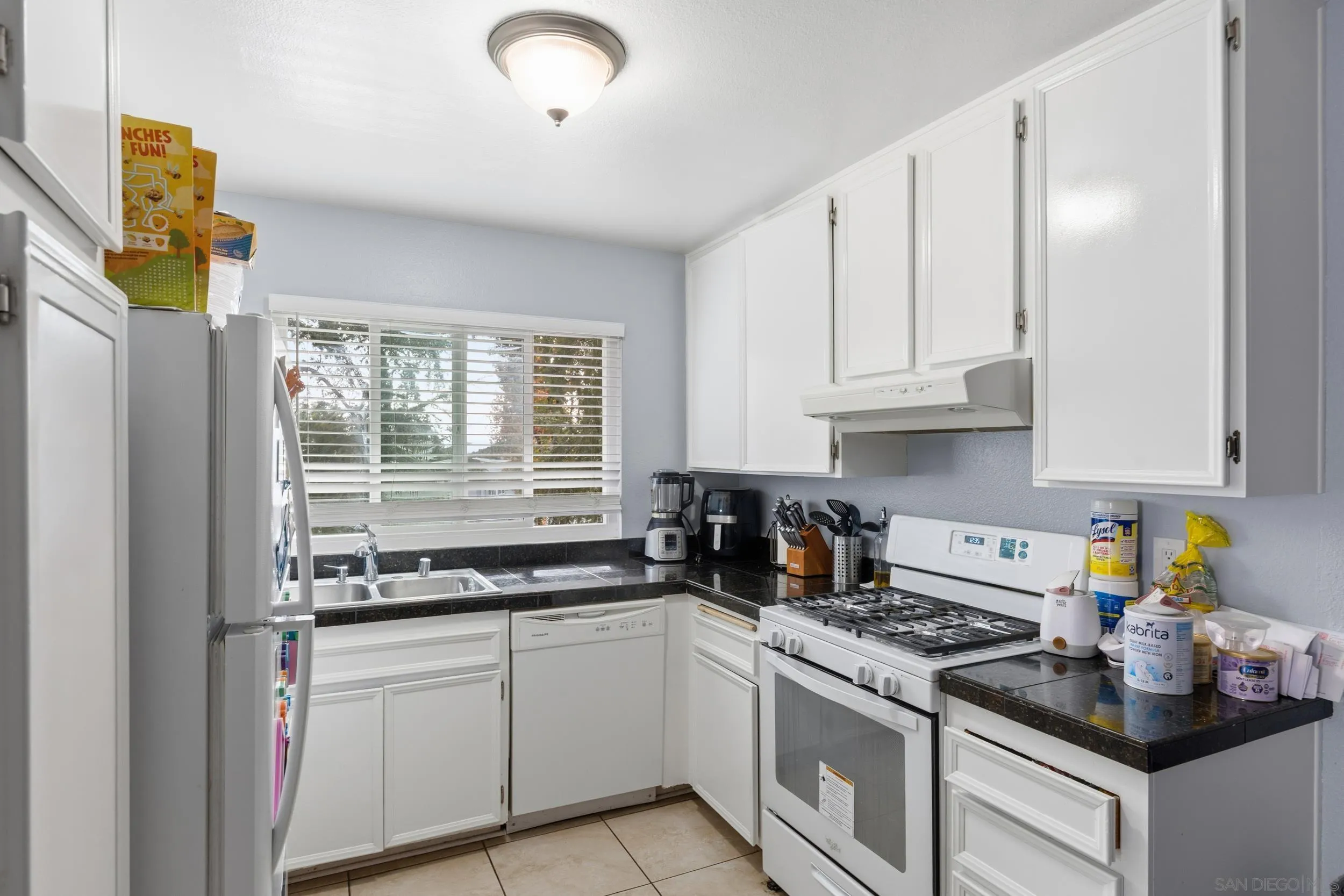 https://cdn.realtyfeed.com/cdn/127/250046285/8184a0947c5bee9ba5a7fd7795cafd39.webp