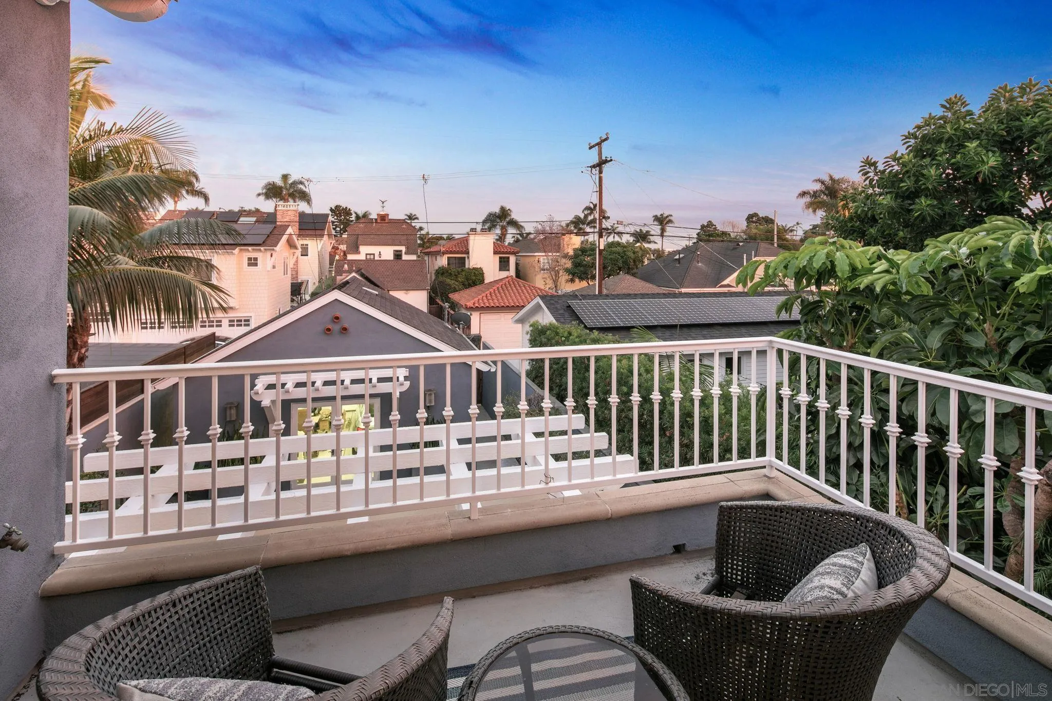 https://cdn.realtyfeed.com/cdn/127/250046293/6a9feeec8811847d52bcf5aba7e4ab1b.webp
