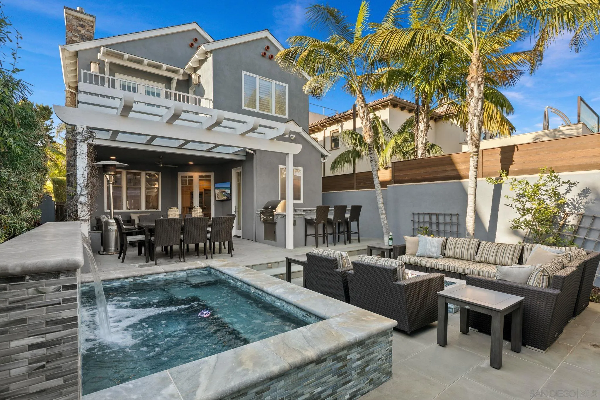 https://cdn.realtyfeed.com/cdn/127/250046293/7028d74d1d83e59556b91fff9760a13b.webp