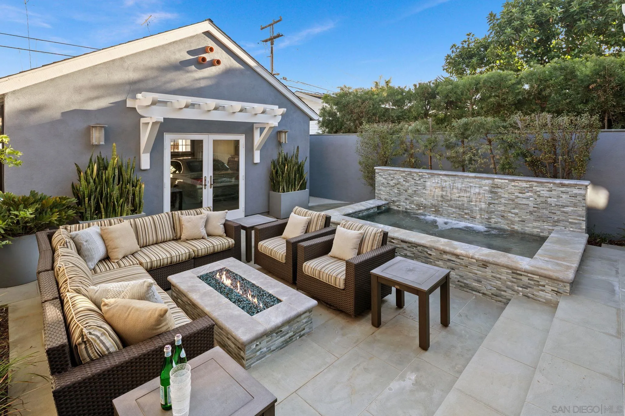 https://cdn.realtyfeed.com/cdn/127/250046293/753d959d314045e04a7015e0e78e1f51.webp