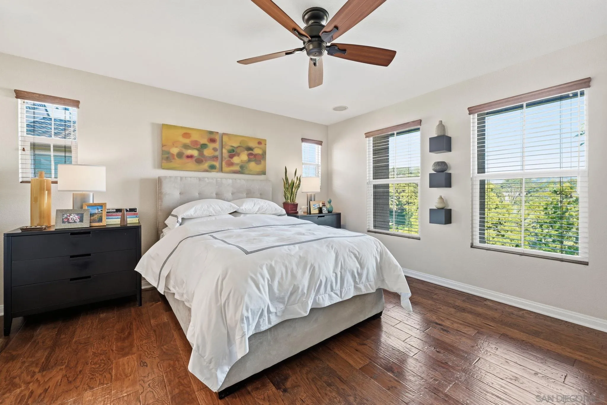 Photo #23: 250046296 Listing: Photo #23