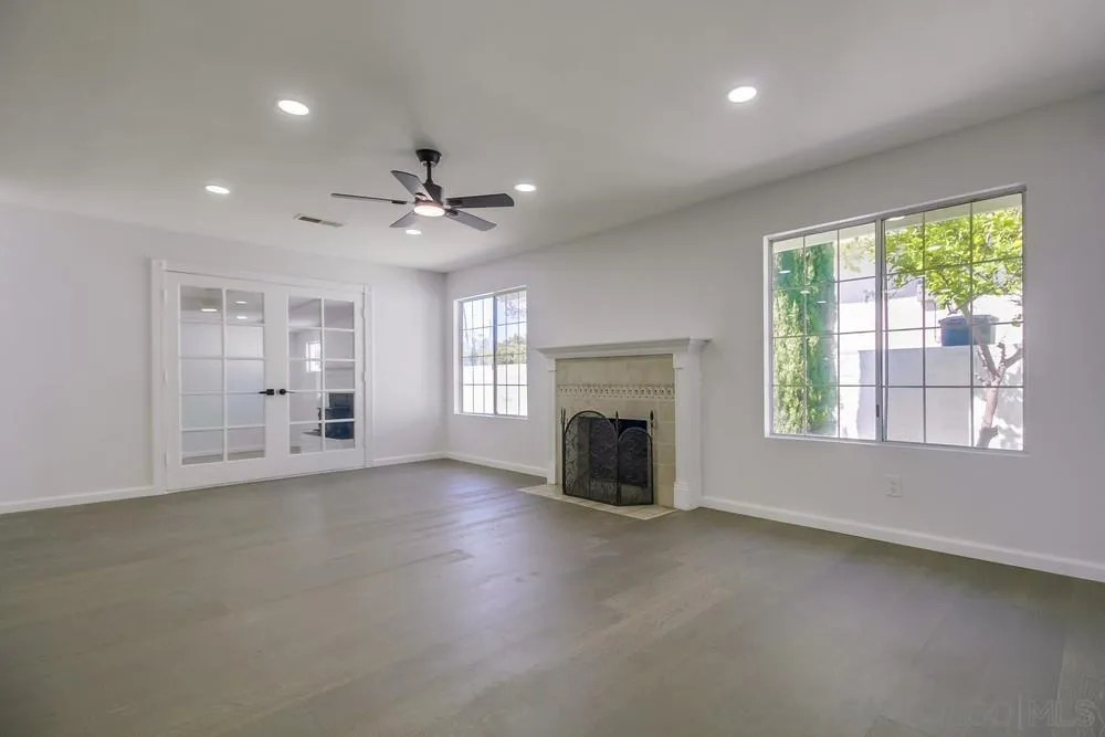 https://cdn.realtyfeed.com/cdn/127/250046301/65c120046ad3890919de6d321c3f36b7.webp