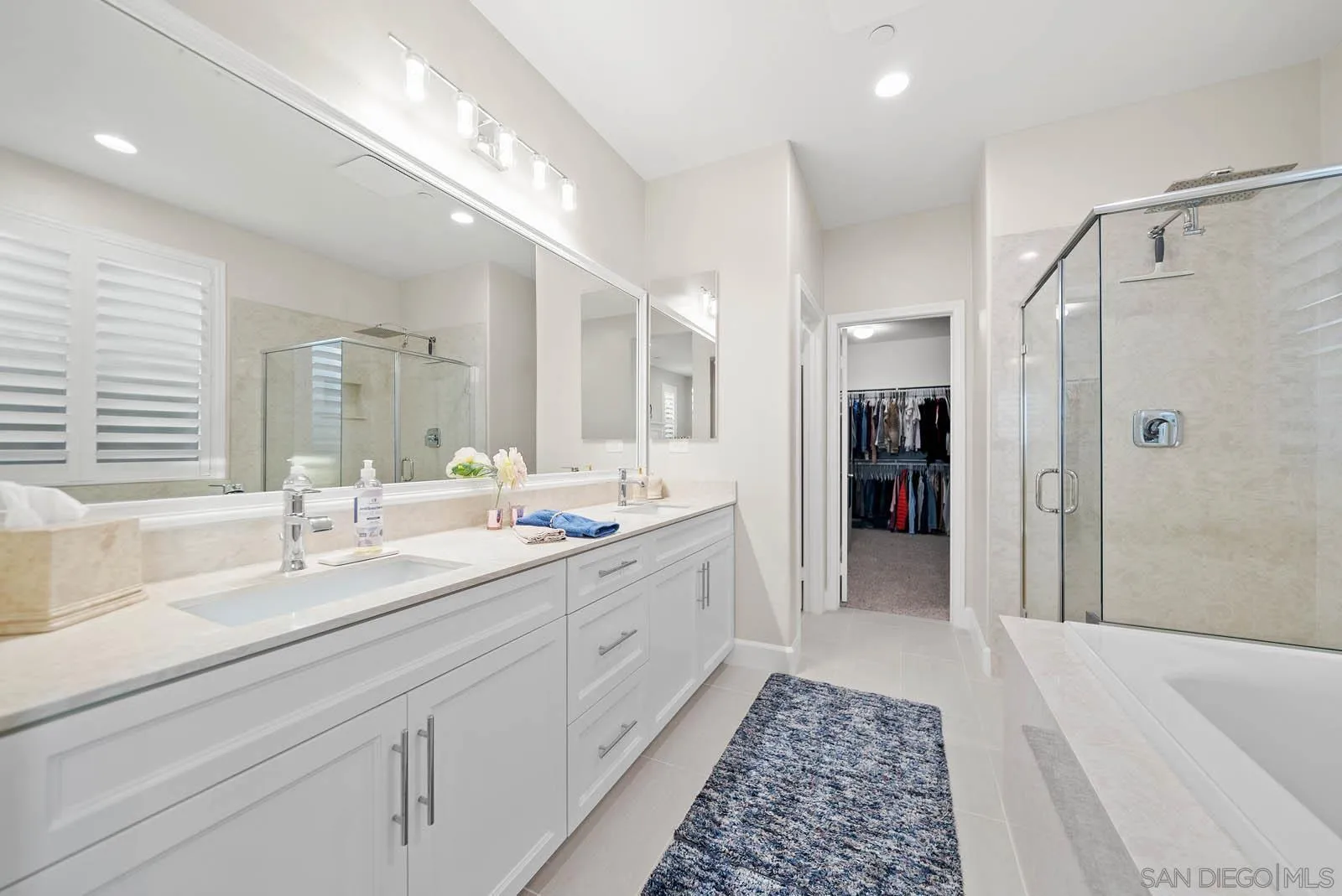 https://cdn.realtyfeed.com/cdn/127/250046302/18c39eab4d255c4588042caf1193b407.webp