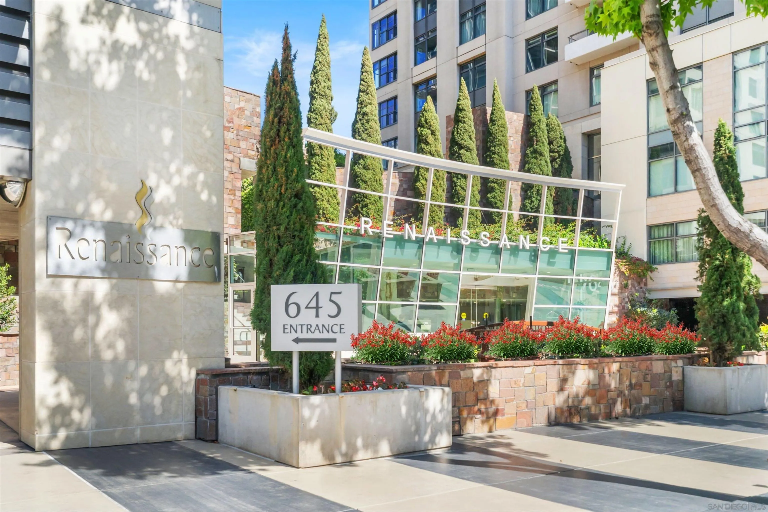 https://cdn.realtyfeed.com/cdn/127/250046308/0aee50aaaac77f3bdac790b00bb20a8f.webp