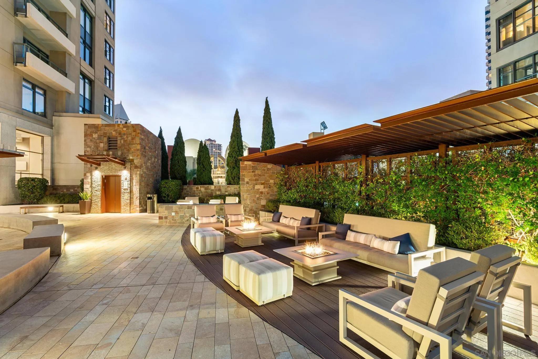 Photo #52: 250046308 Listing: Photo #52