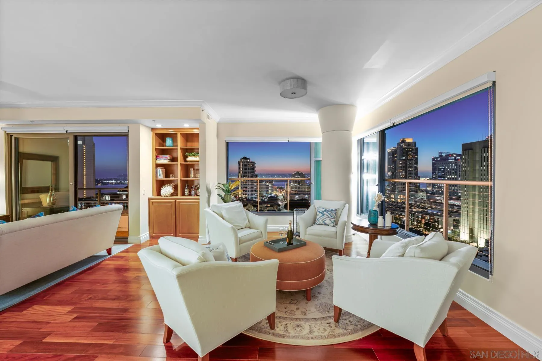 https://cdn.realtyfeed.com/cdn/127/250046308/4fdf772901dac41523b892f4e623aba5.webp