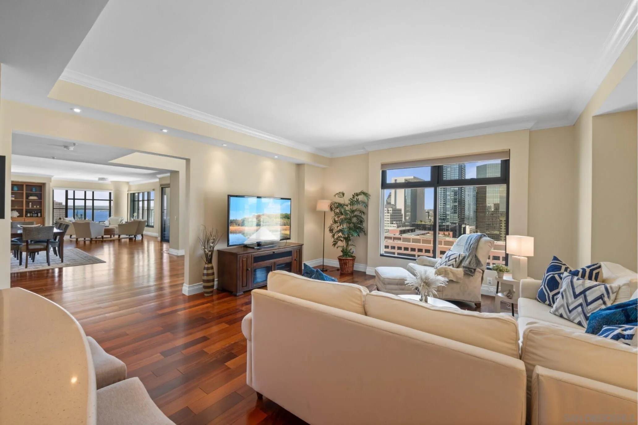 https://cdn.realtyfeed.com/cdn/127/250046308/e167372547146a4fae2871c68a80e08c.webp