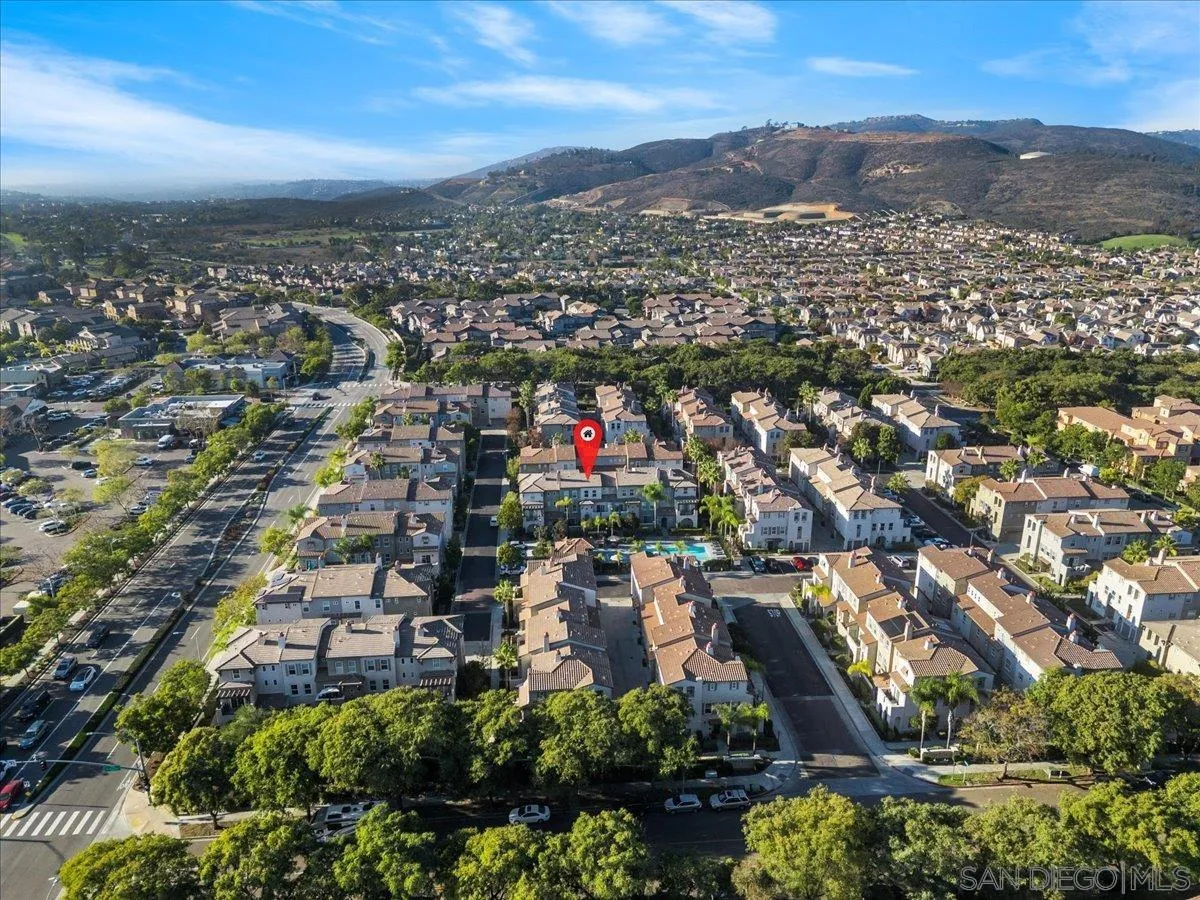 https://cdn.realtyfeed.com/cdn/127/250046312/8c7200f93ed1919aba545631f84a3fdf.webp