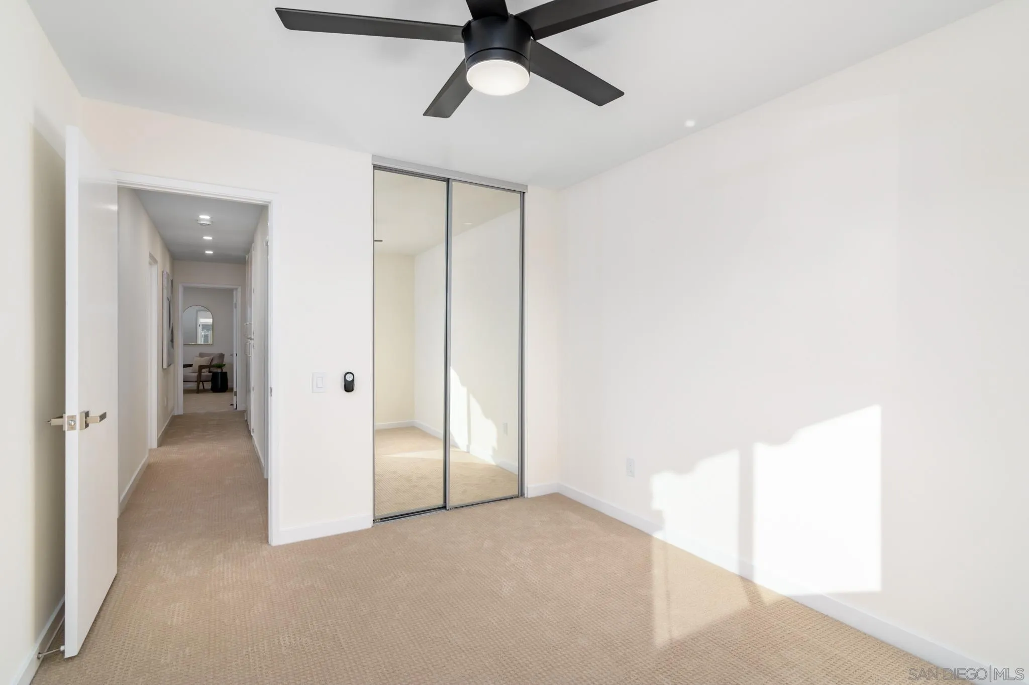 https://cdn.realtyfeed.com/cdn/127/250046326/303ec43746270d6cdde7412b8120a7f0.webp