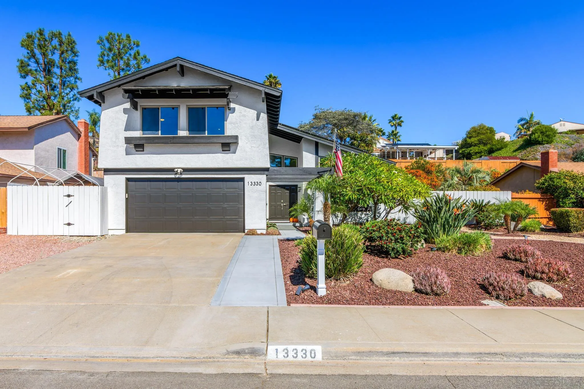 https://cdn.realtyfeed.com/cdn/127/250046326/94f3efd0598339540659344a825c1977.webp