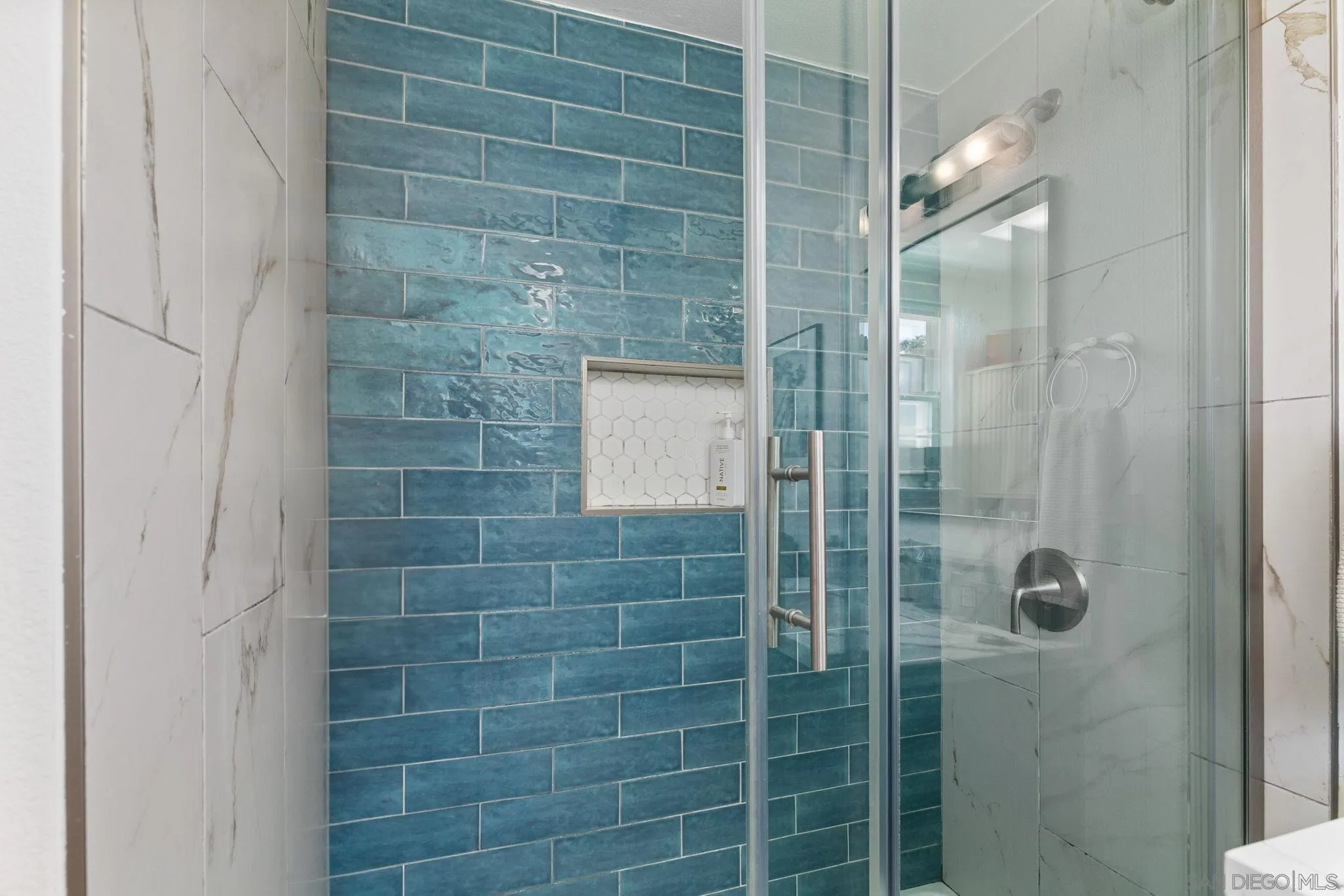 https://cdn.realtyfeed.com/cdn/127/250046328/0d067ee85c66f3c94fcc596160748d36.webp