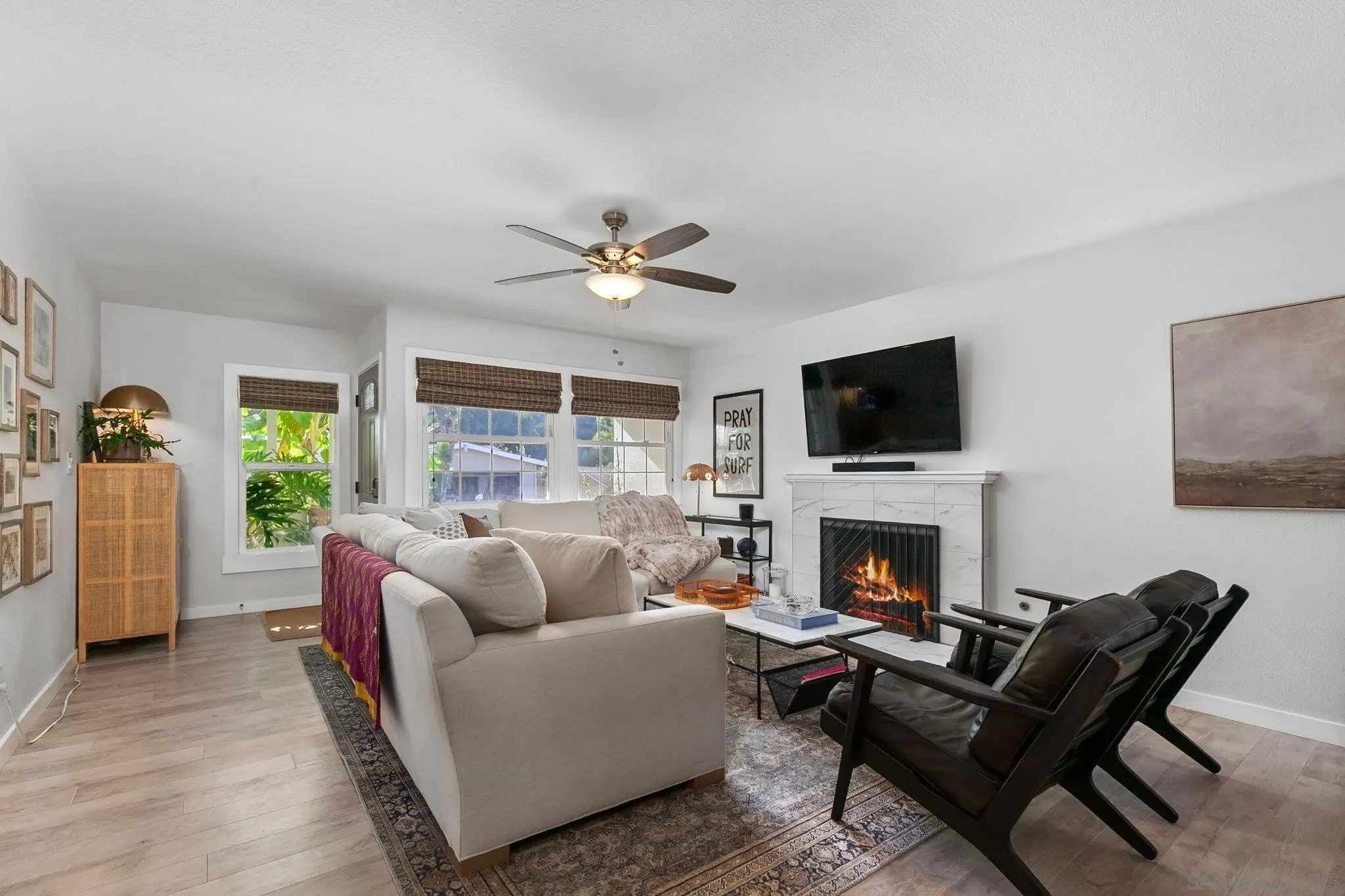 https://cdn.realtyfeed.com/cdn/127/250046328/9b36012c7023d5319bf622d6ddf145a4.webp