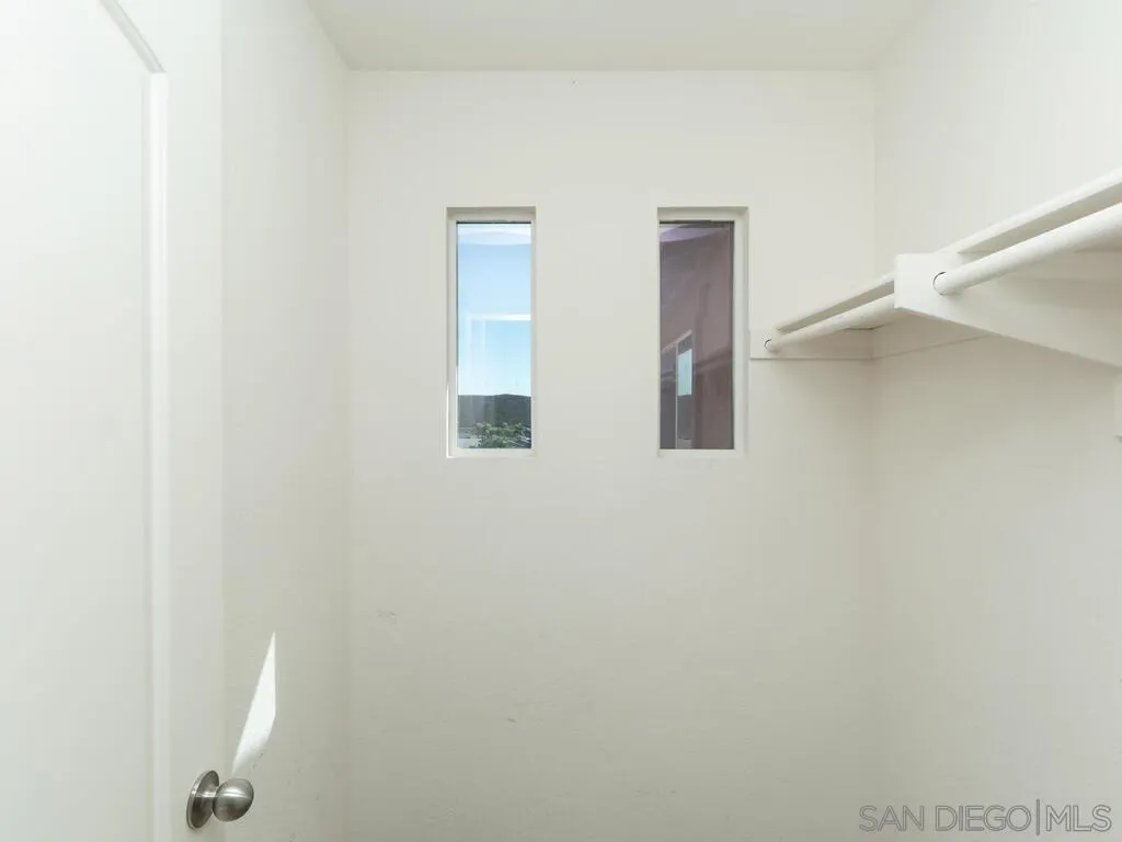 https://cdn.realtyfeed.com/cdn/127/250046329/22a0731ac392c3456ae31e6ff9515ec8.webp