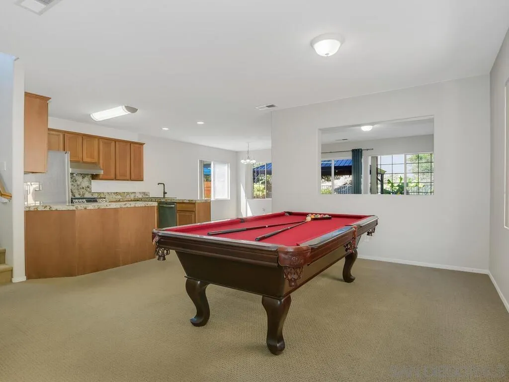 https://cdn.realtyfeed.com/cdn/127/250046329/ec591b54dd3b7335083c851775675d4c.webp