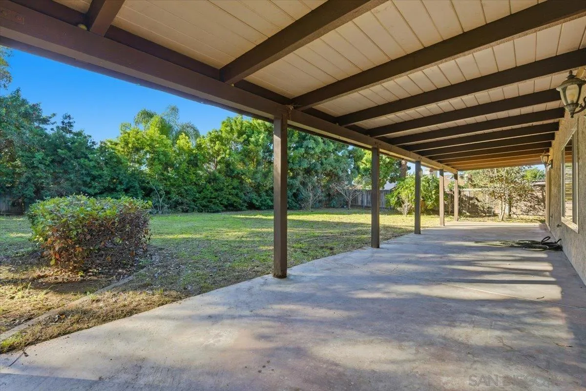 https://cdn.realtyfeed.com/cdn/127/250046335/cc738a24ba76258d297f2840325d1e02.webp