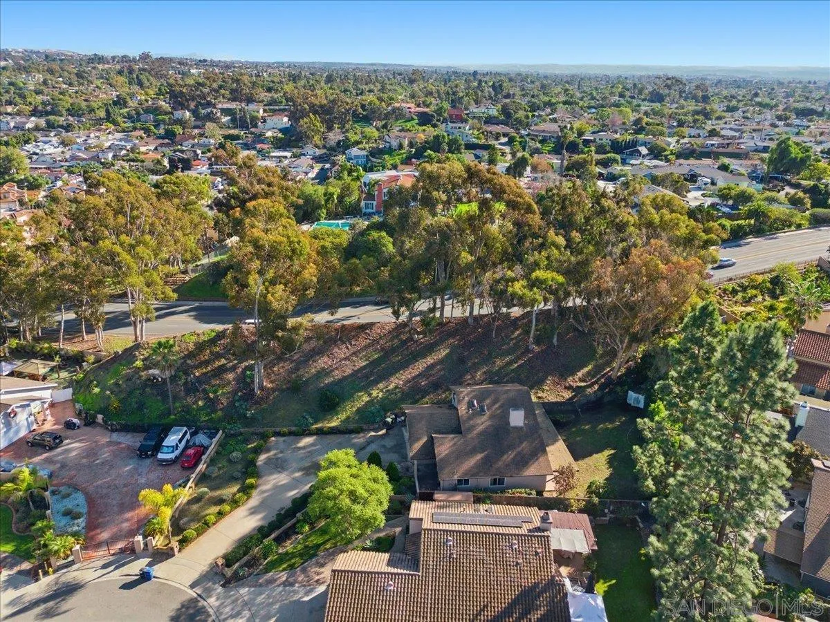 https://cdn.realtyfeed.com/cdn/127/250046335/fbc11ba9b2320cc7b3e3414fe630b590.webp