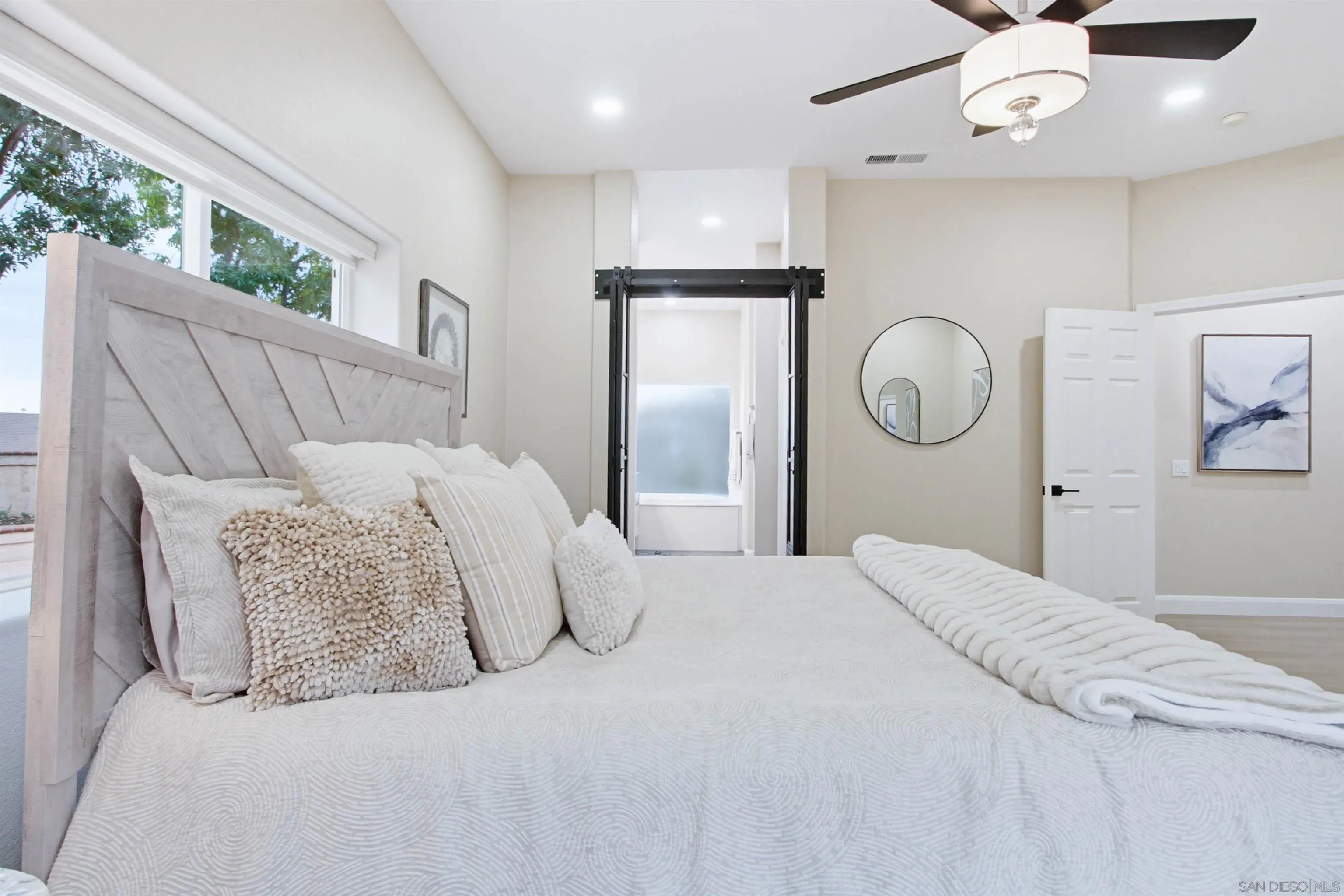 https://cdn.realtyfeed.com/cdn/127/250046342/8574497c1774ec50b6f5afb239830d79.webp