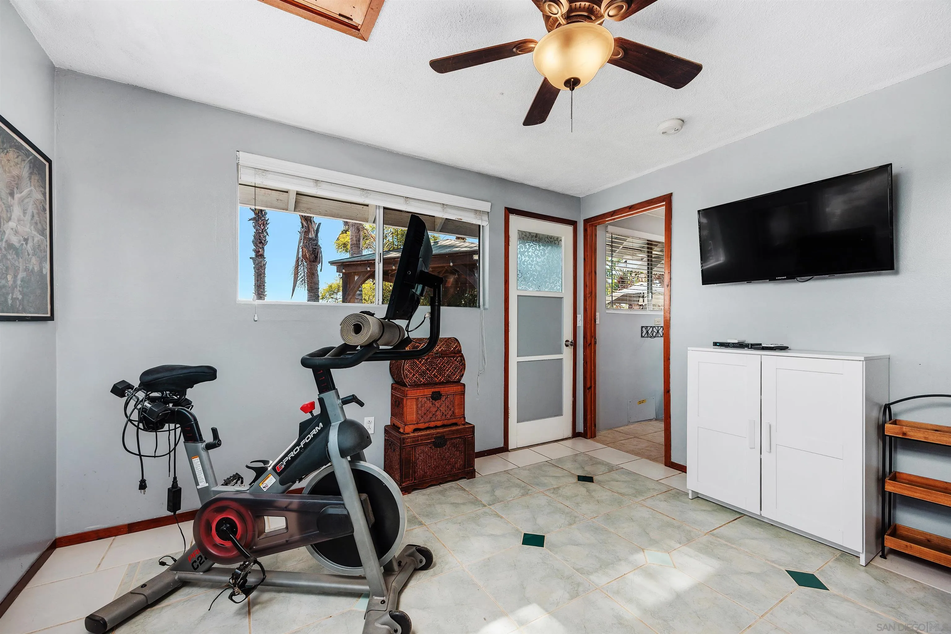 https://cdn.realtyfeed.com/cdn/127/250046346/38386765964f95eced7661513c7c8047.webp