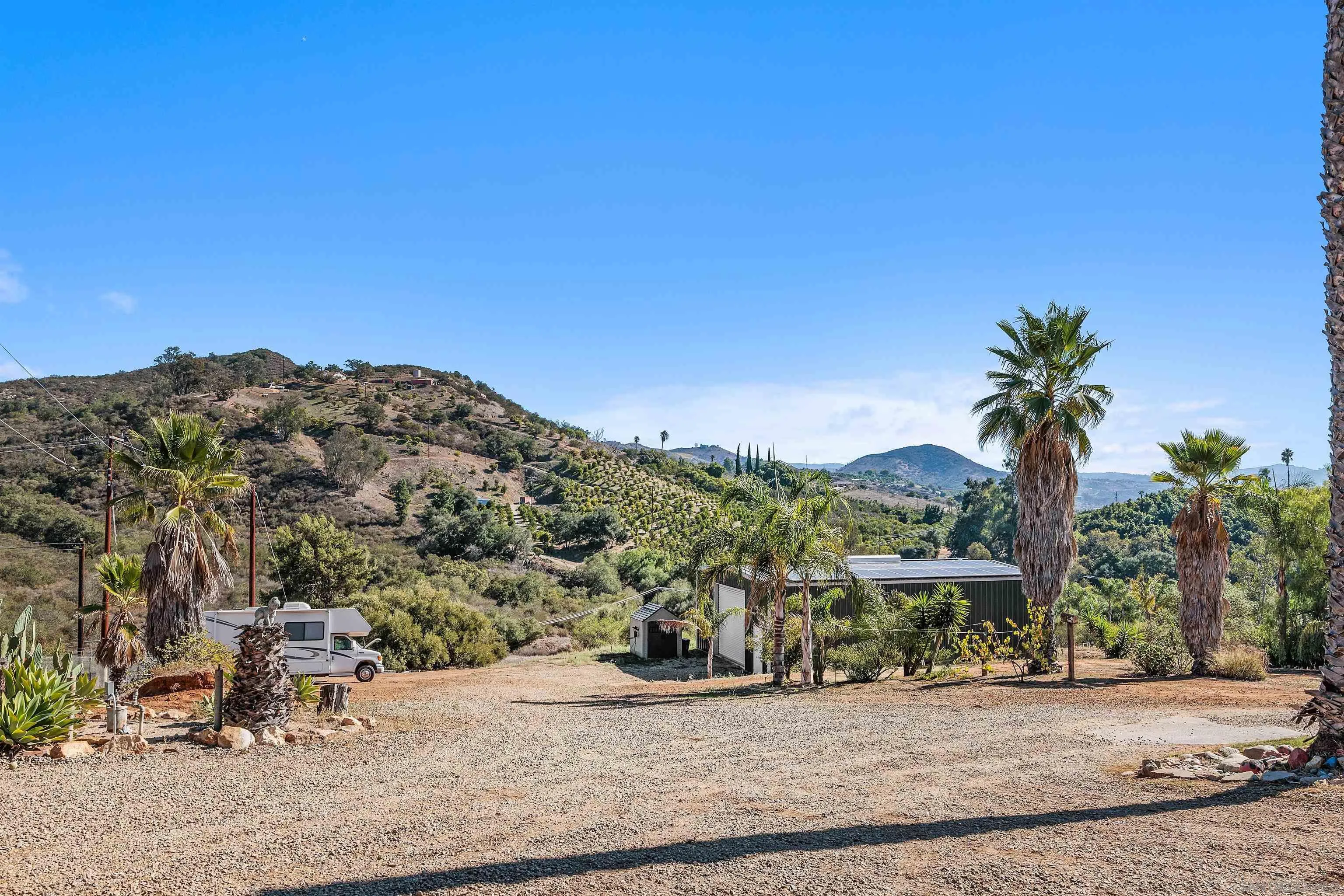 https://cdn.realtyfeed.com/cdn/127/250046346/626075b35e0ab84bd90c3998d5becf20.webp