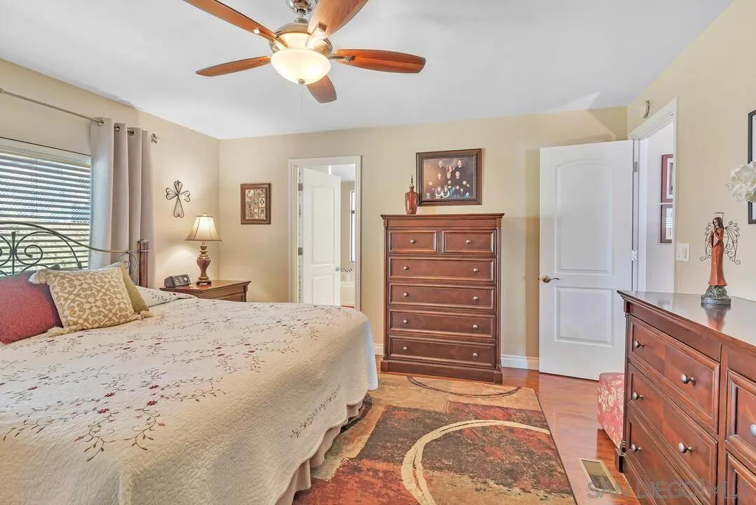 https://cdn.realtyfeed.com/cdn/127/250046348/98c73a9f1ab873d4931c8a9a5fcf75d8.webp