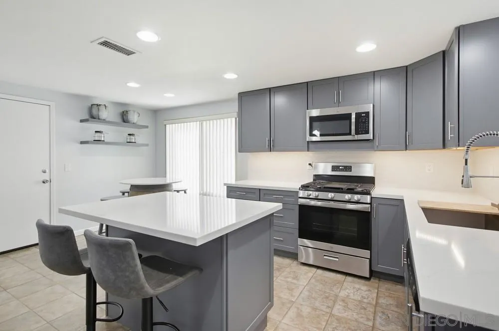 https://cdn.realtyfeed.com/cdn/127/250046349/29c3b808843be628a6334a7615b53eb2.webp
