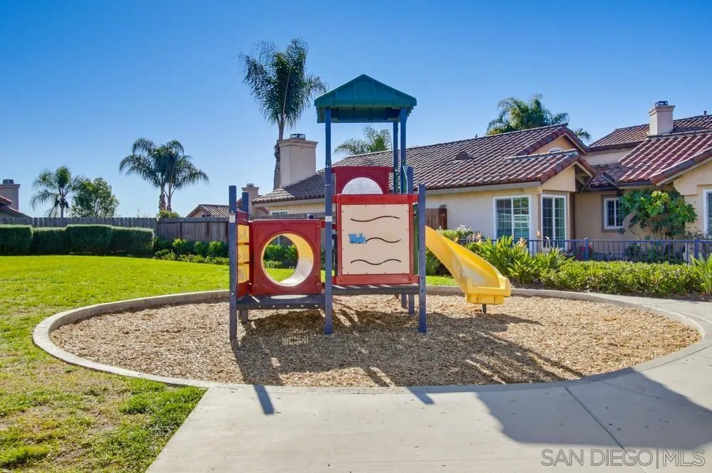 https://cdn.realtyfeed.com/cdn/127/250046349/3ef584ba93067136c9ab16932b4d220a.webp