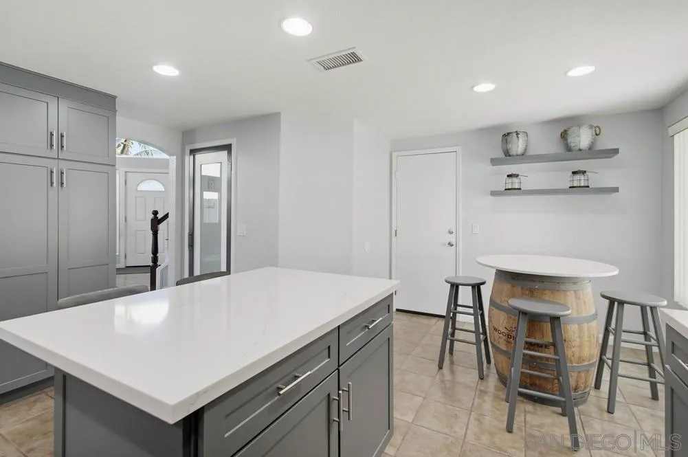 https://cdn.realtyfeed.com/cdn/127/250046349/460075eb6b380c1082cb9350eb0f85f6.webp