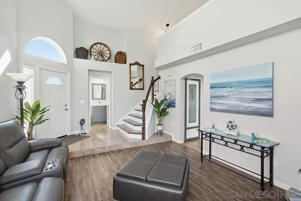 https://cdn.realtyfeed.com/cdn/127/250046349/8ae58049b359f91bfe320871c4214c17.webp