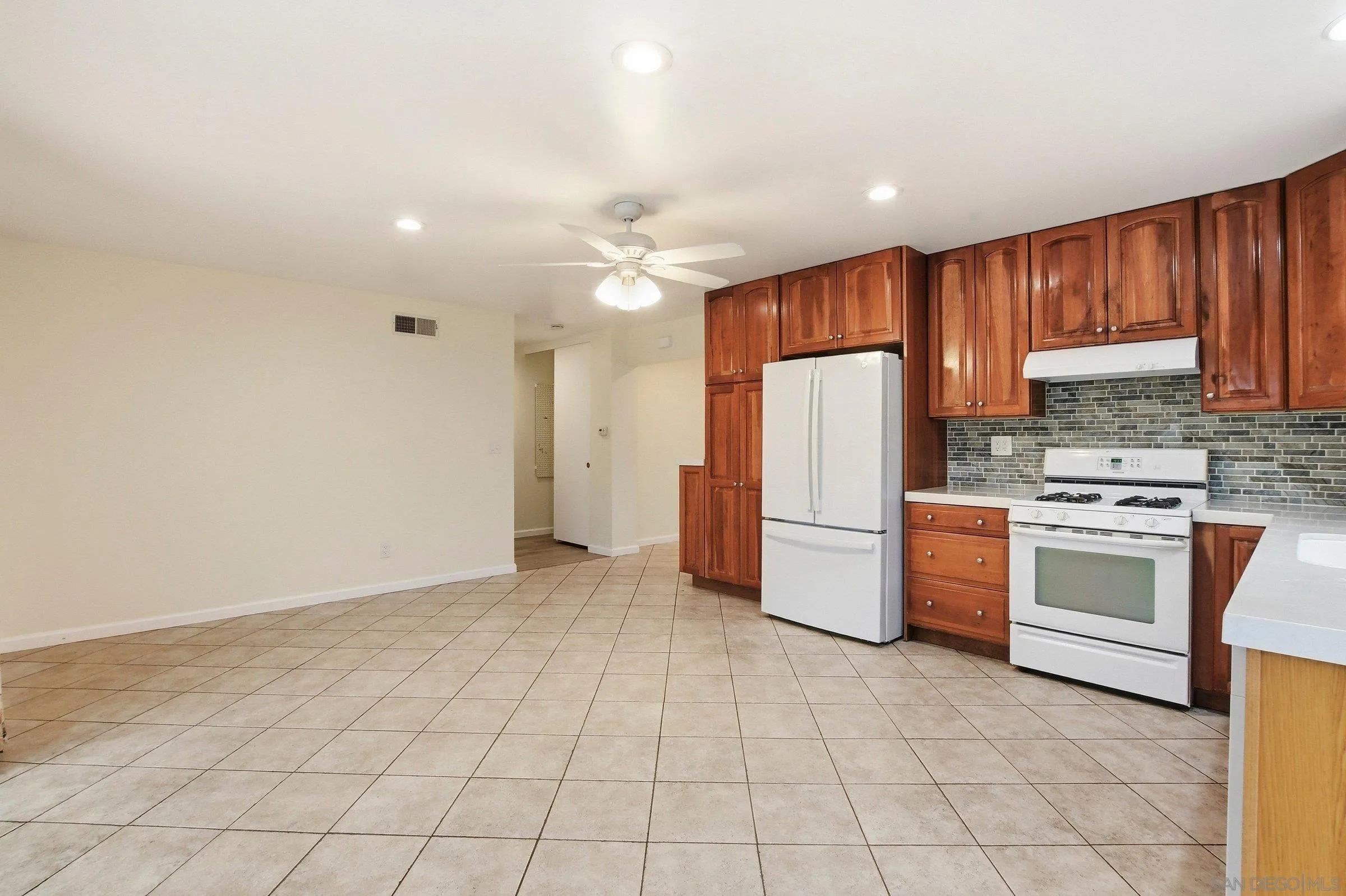 10856 Parkdale Ave, San Diego, CA, 92126