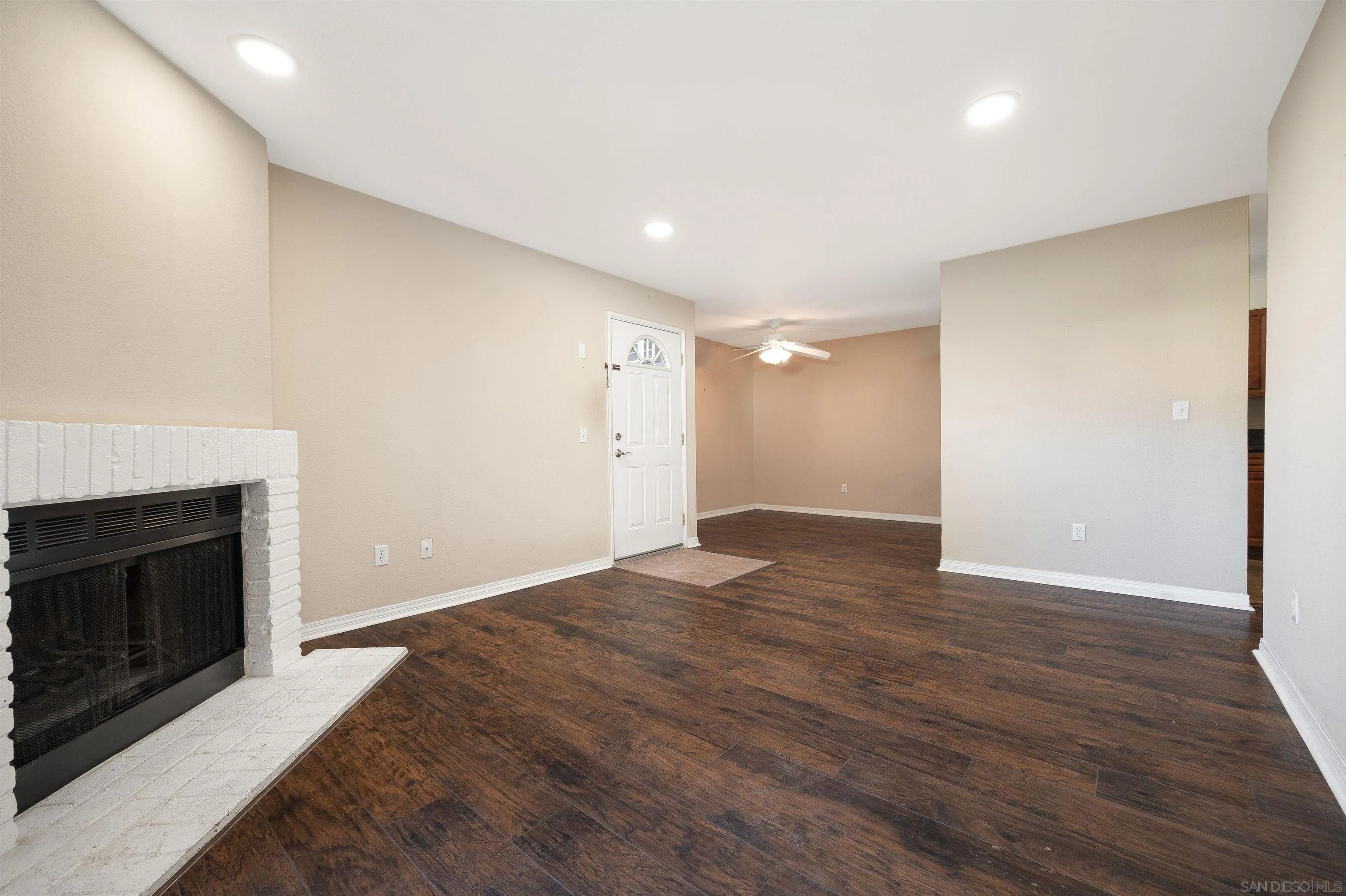 Photo #3: 250046355 Listing: Photo #3