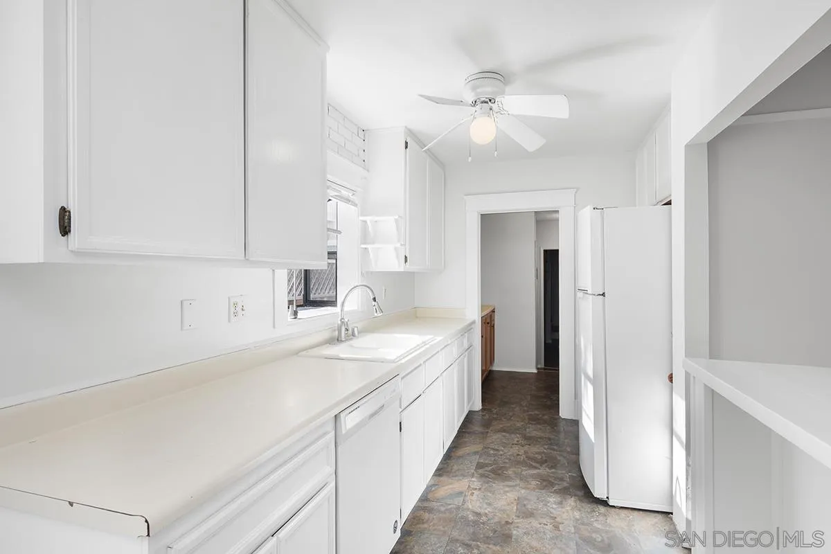 https://cdn.realtyfeed.com/cdn/127/250046356/7d735db6aa700092fa38010c9ce36519.webp