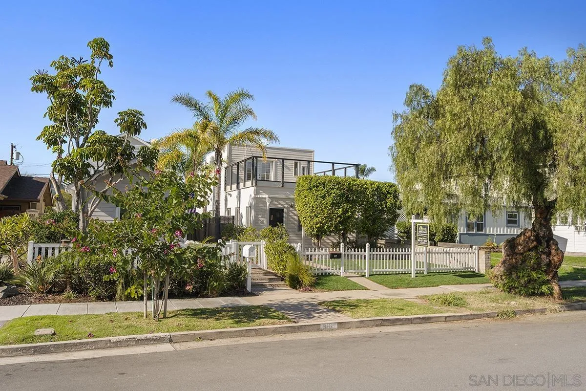 https://cdn.realtyfeed.com/cdn/127/250046356/94bca95544447adc22ec831aad50291c.webp