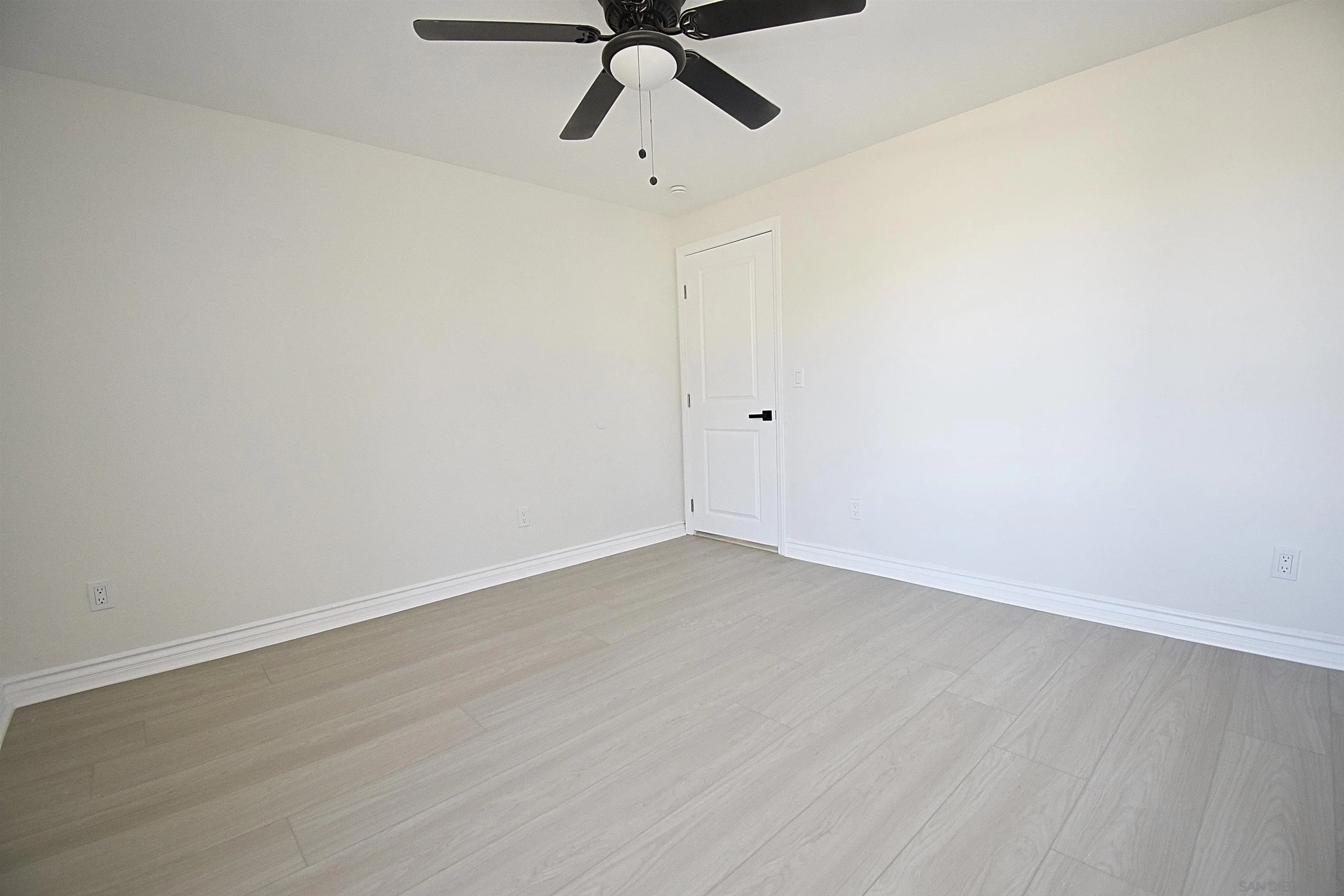 https://cdn.realtyfeed.com/cdn/127/250046357/1ab81ec91652f422756eeb55022c9e9b.webp