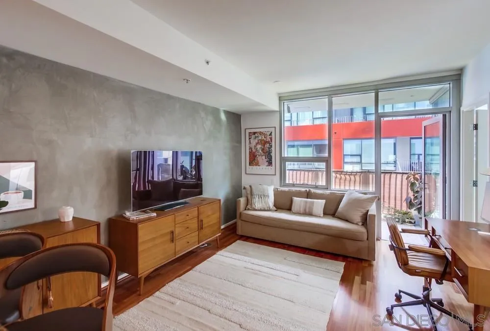 Photo #7: 250046358 Listing: Photo #7