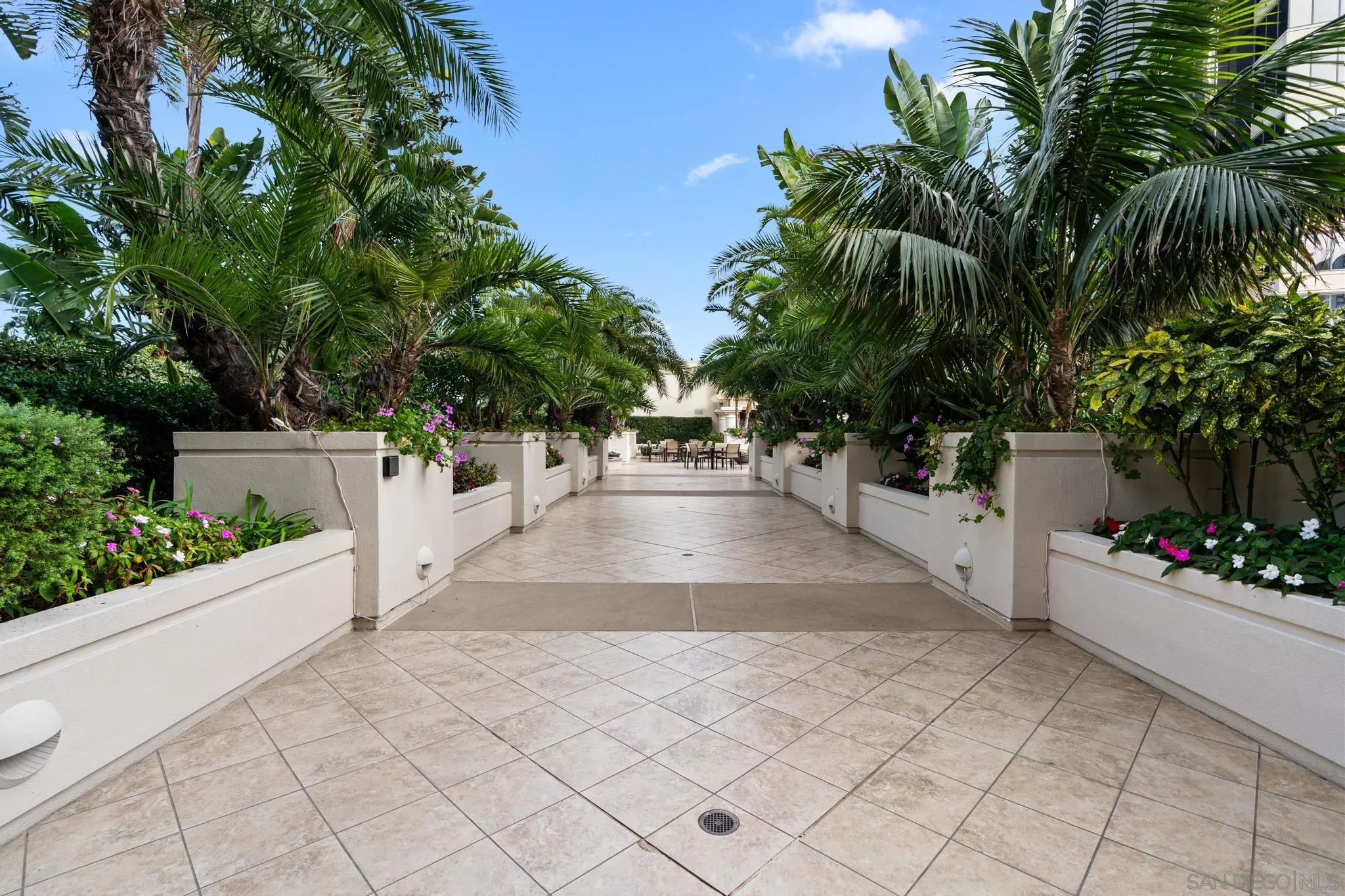 Photo #13: 250046359 Listing: Photo #13