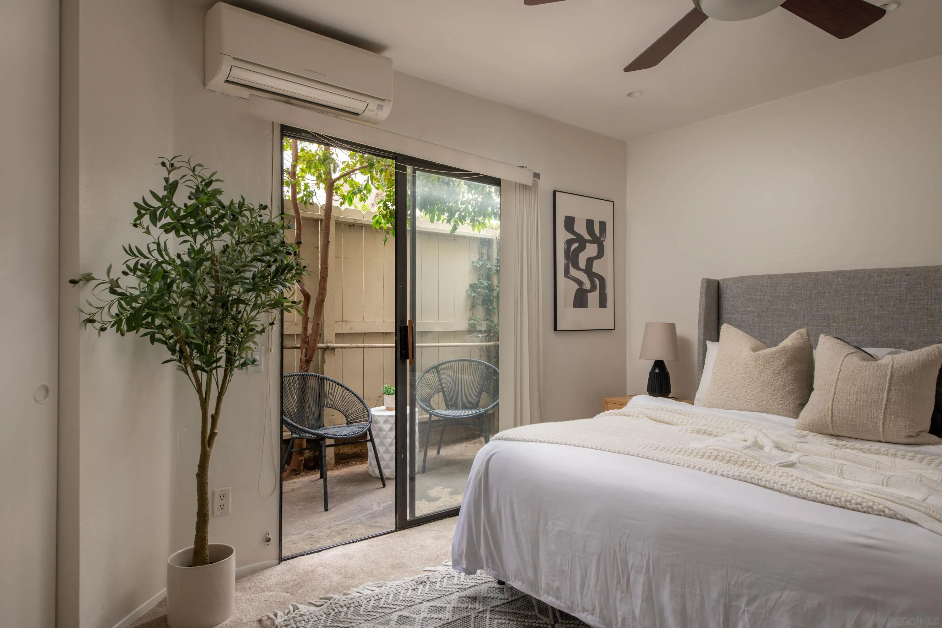 Photo #12: 250046361 Listing: Photo #12