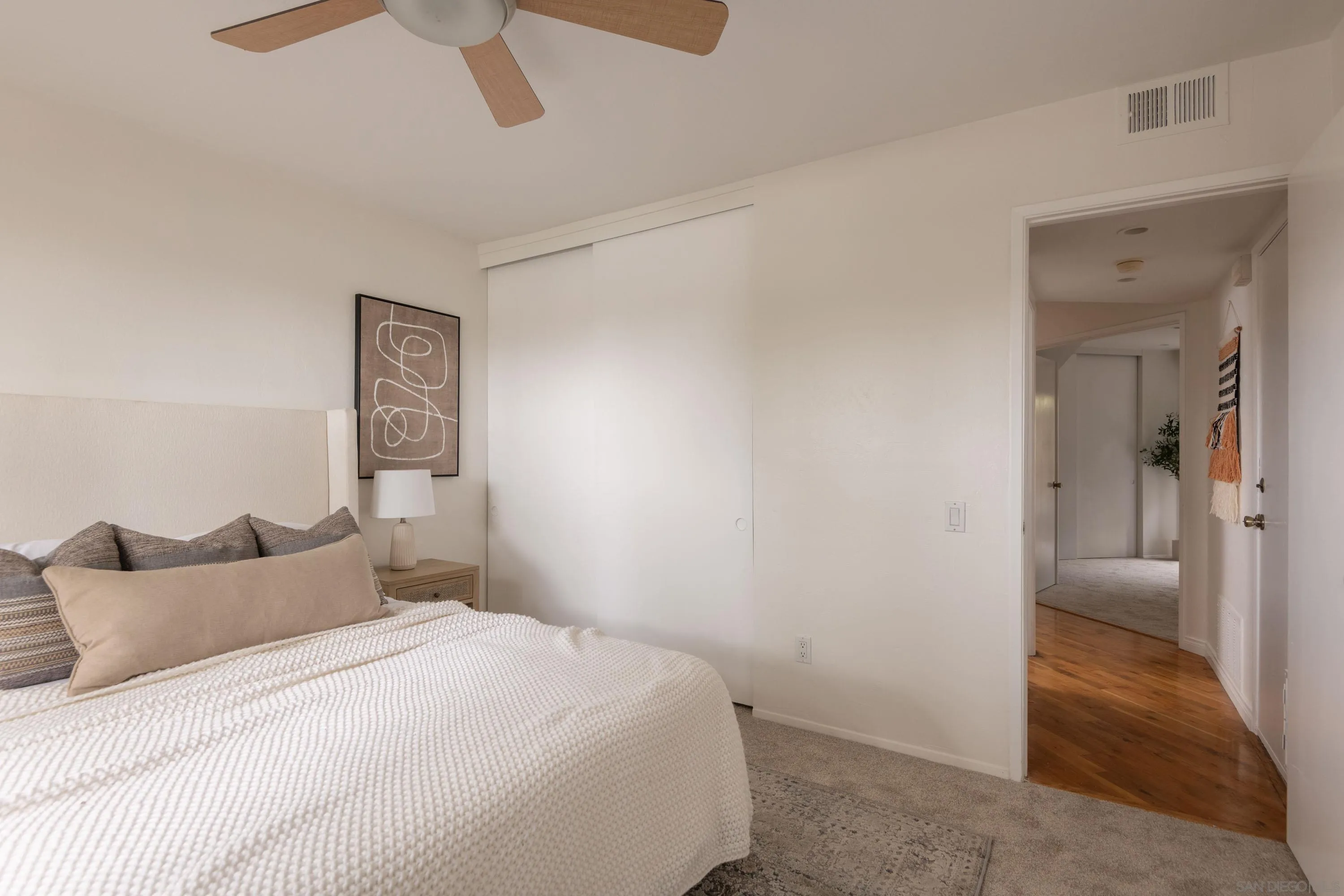 Photo #17: 250046361 Listing: Photo #17