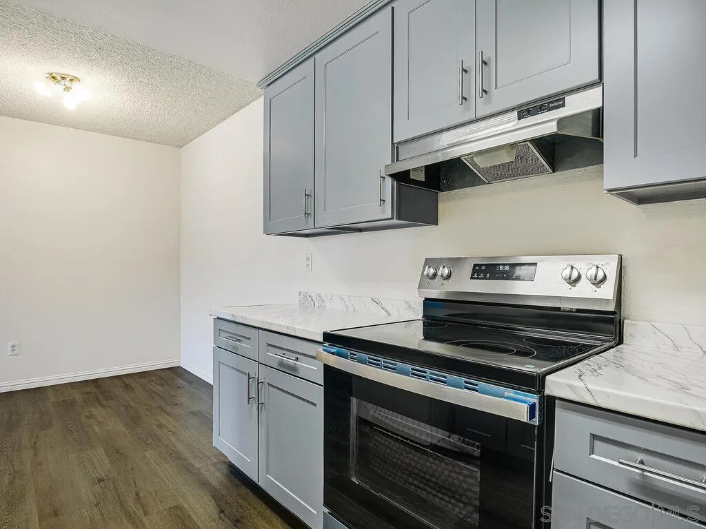 Photo #13: 250046363 Listing: Photo #13