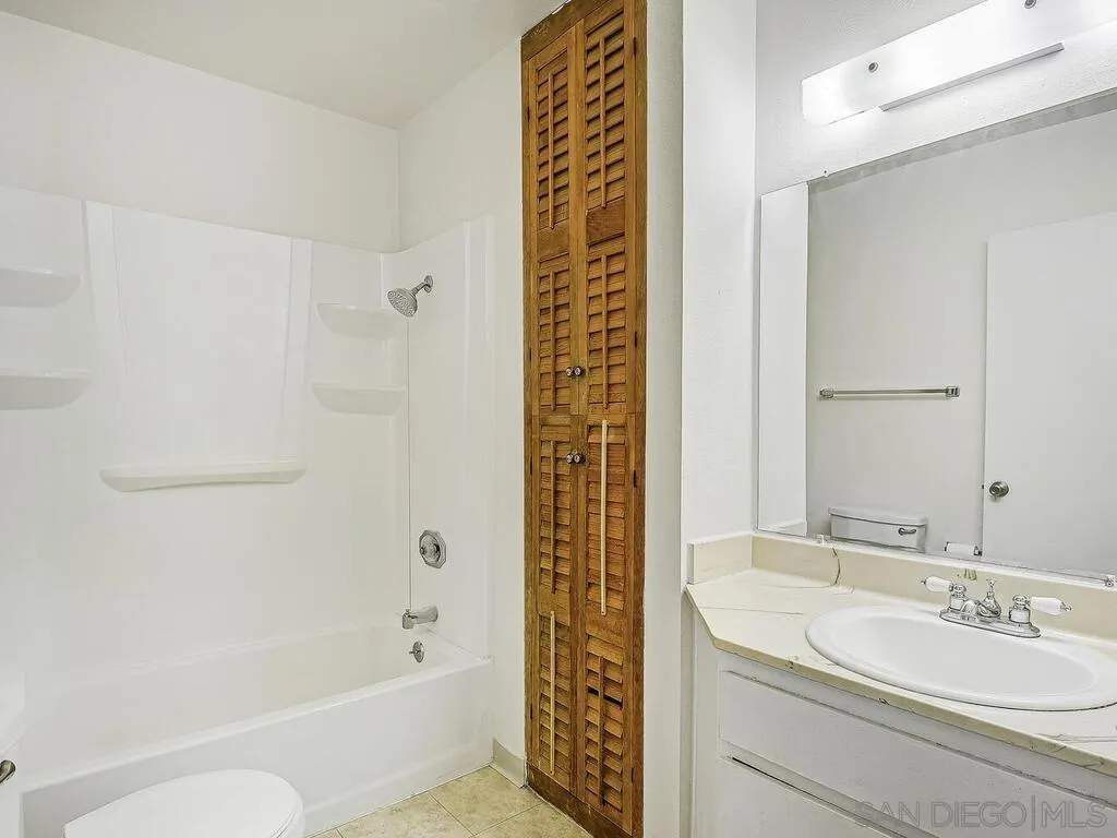 Photo #21: 250046363 Listing: Photo #21