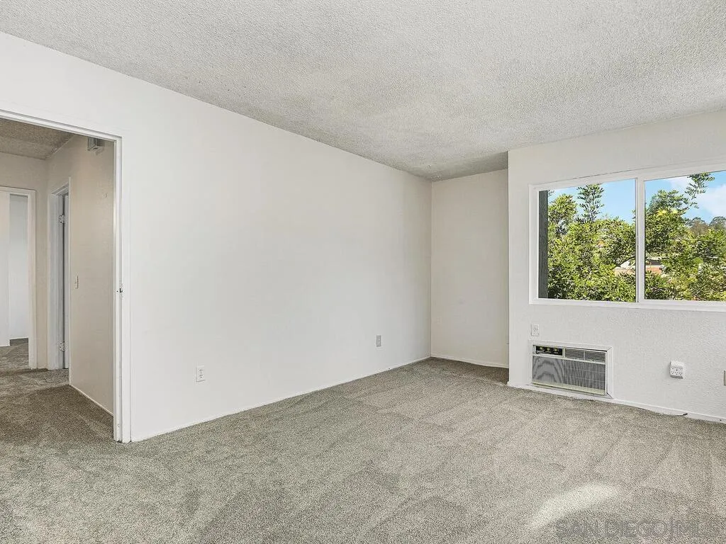 Photo #7: 250046363 Listing: Photo #7