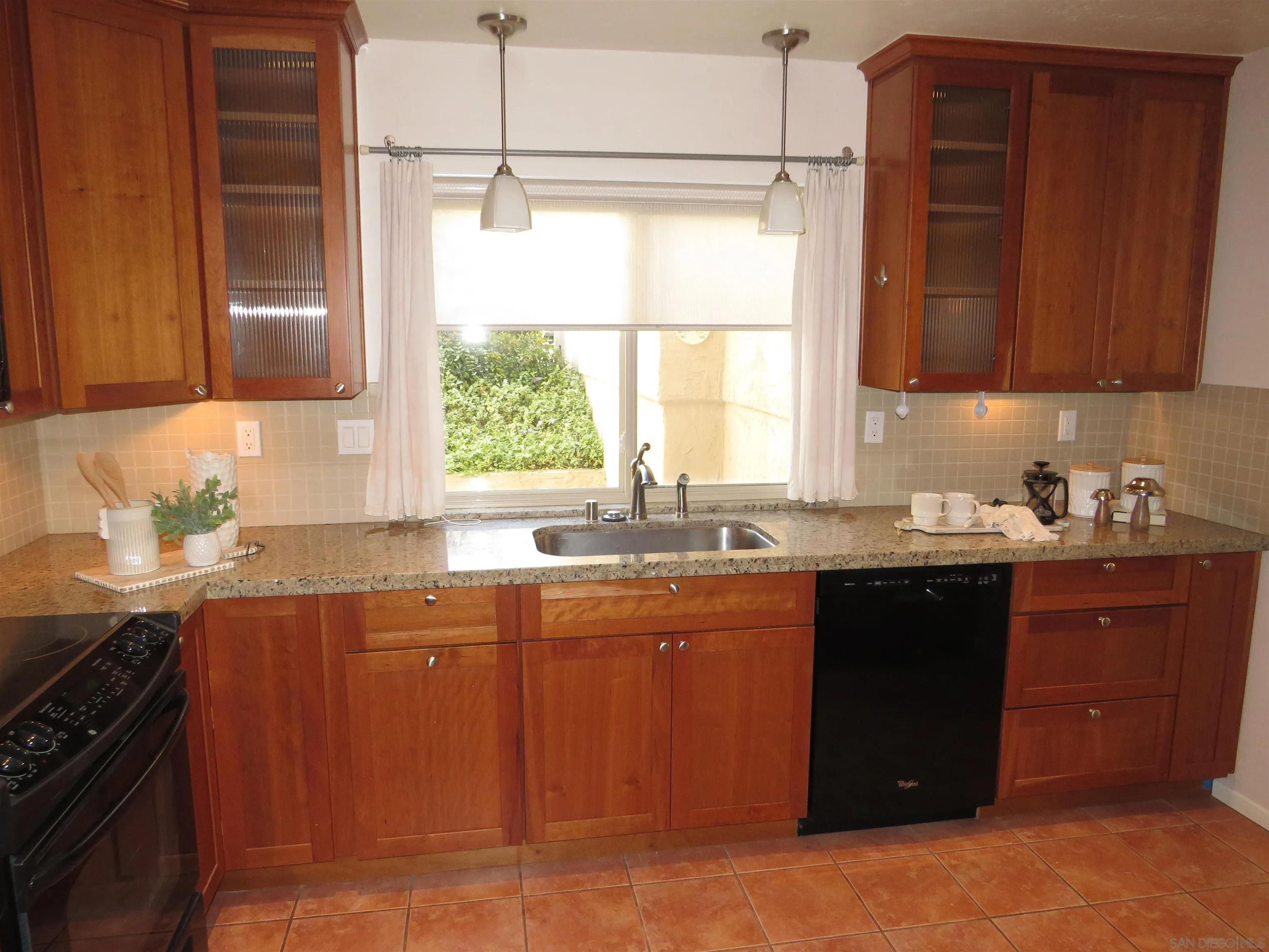 Photo #9: 250046364 Listing: Photo #9