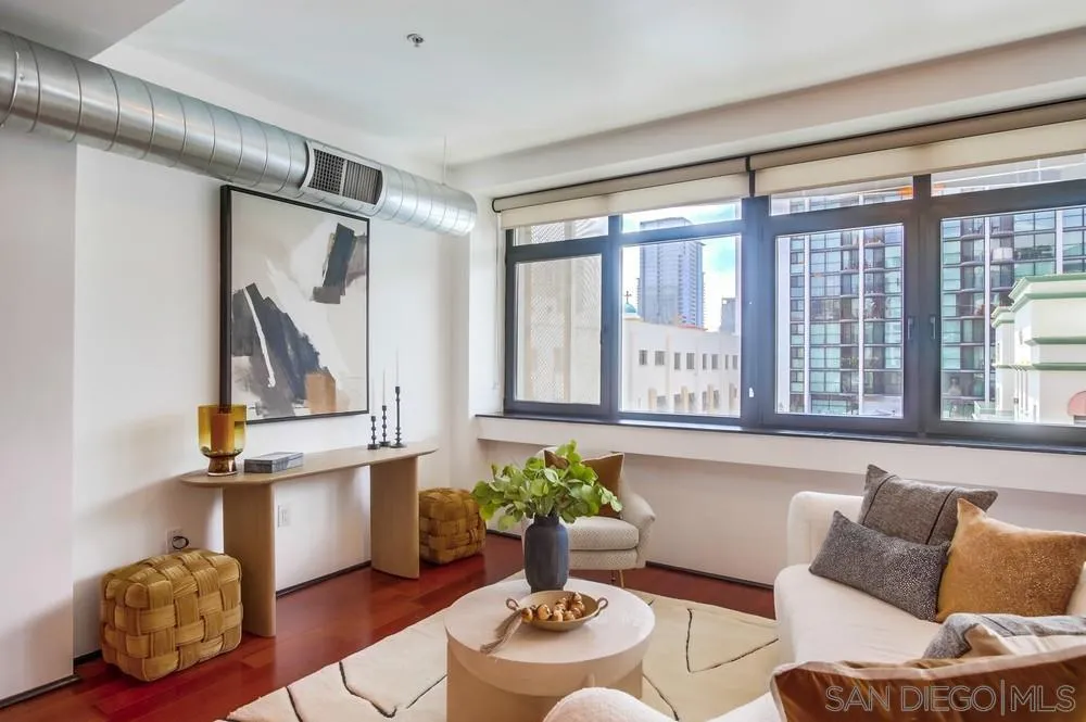 Photo #2: 250046368 Listing: Photo #2